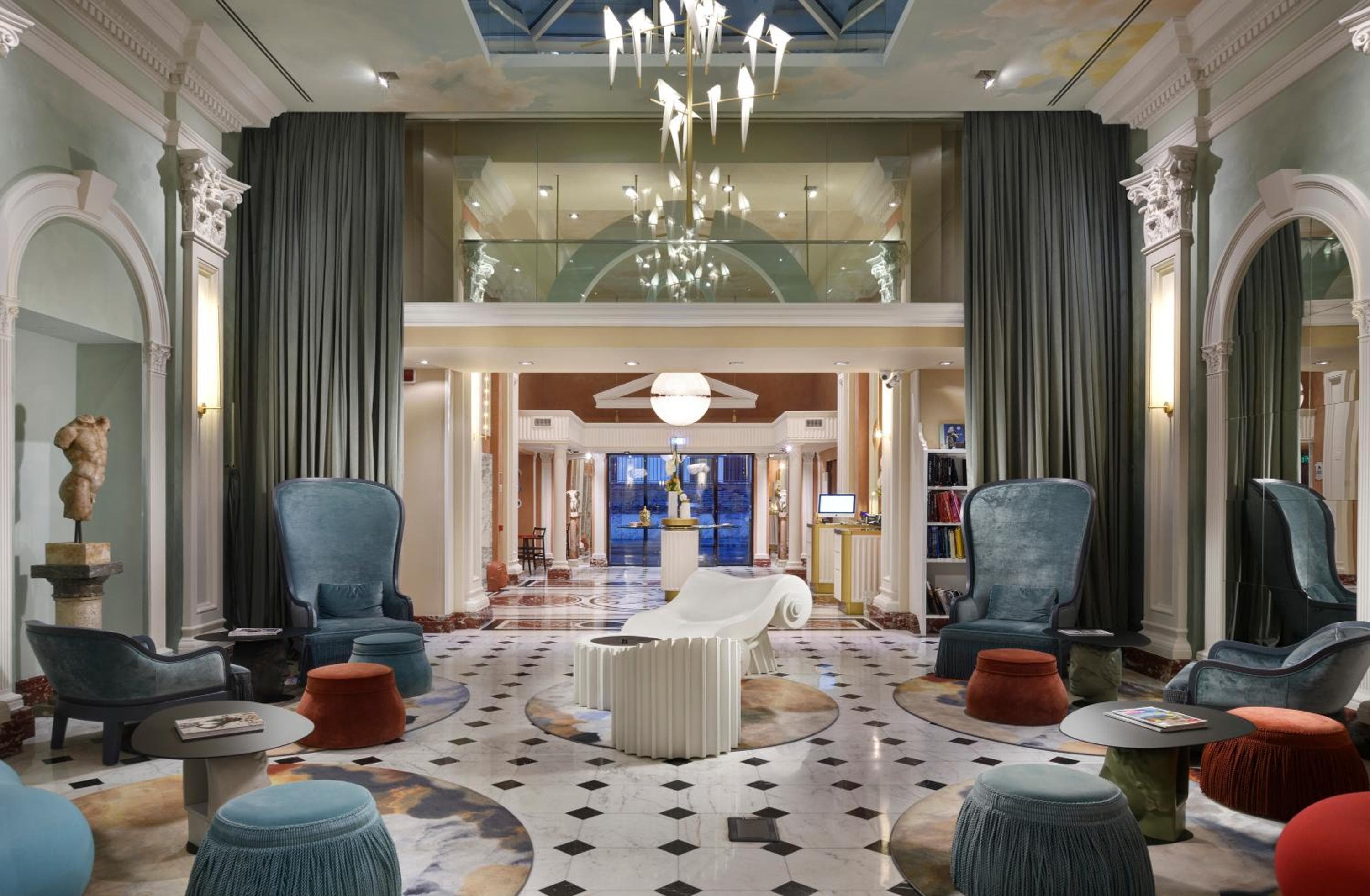 Leon's Place Hotel In Rome — 11