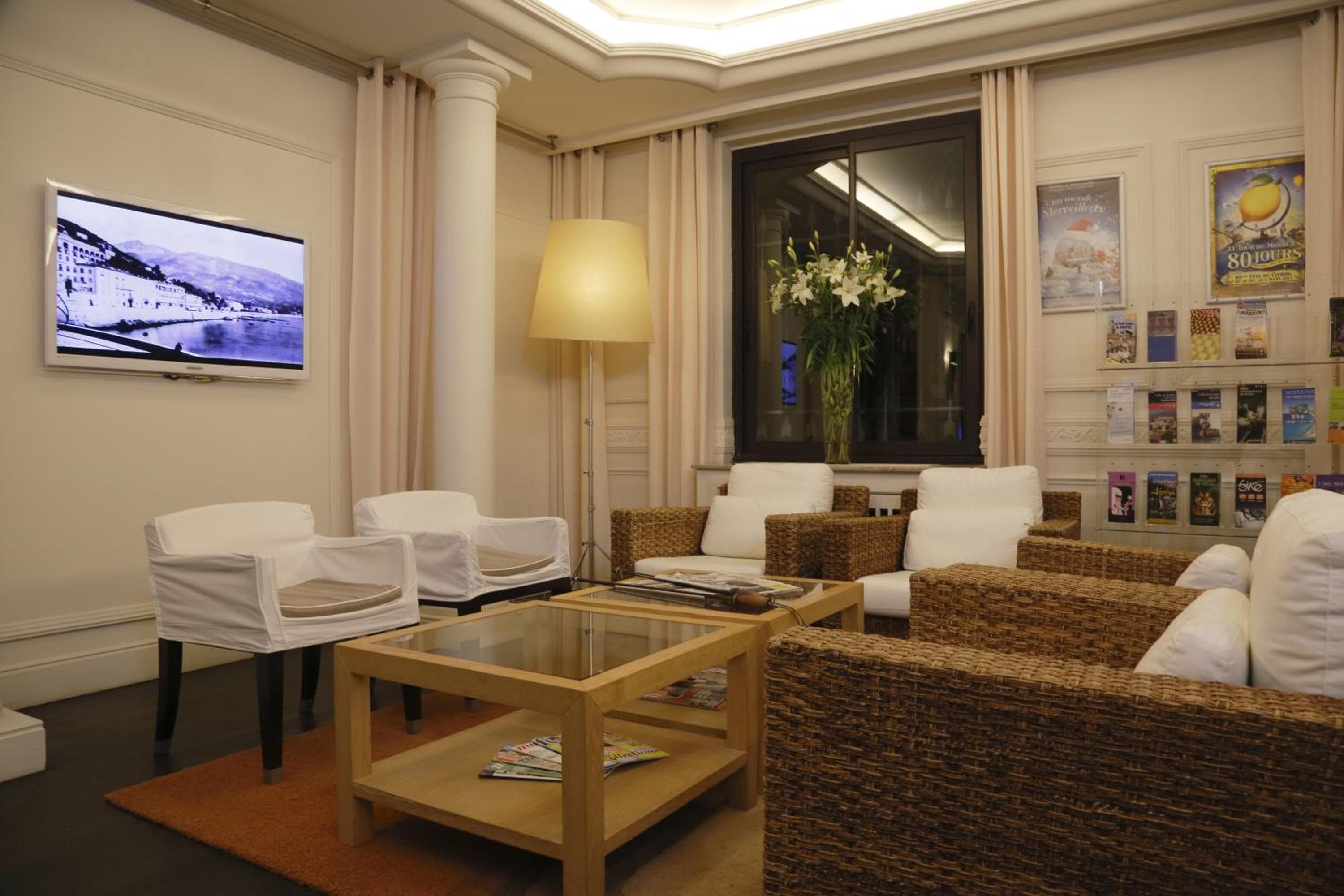 Hotel Napoléon — 18
