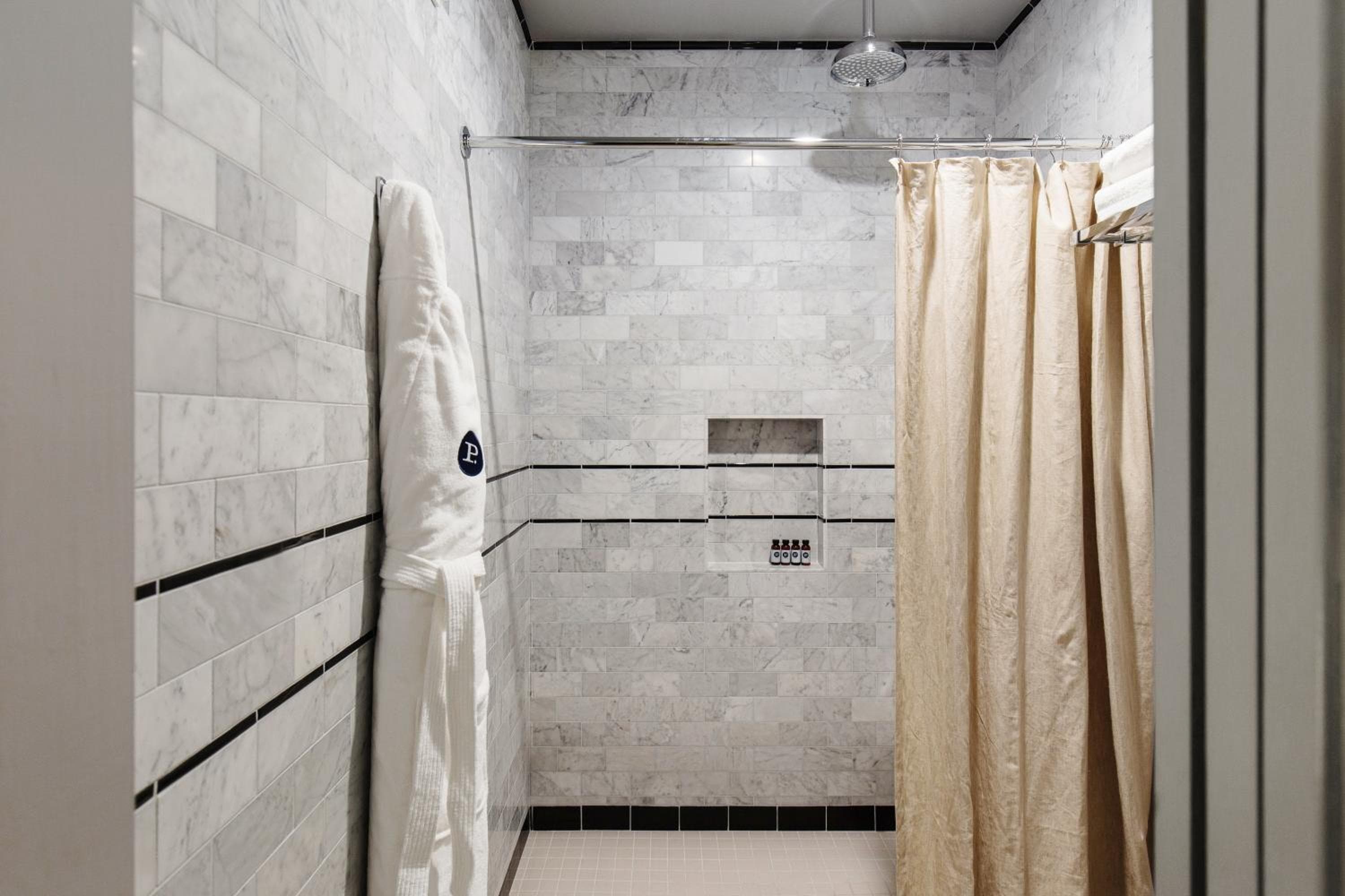 Palihotel Westwood Village — 28