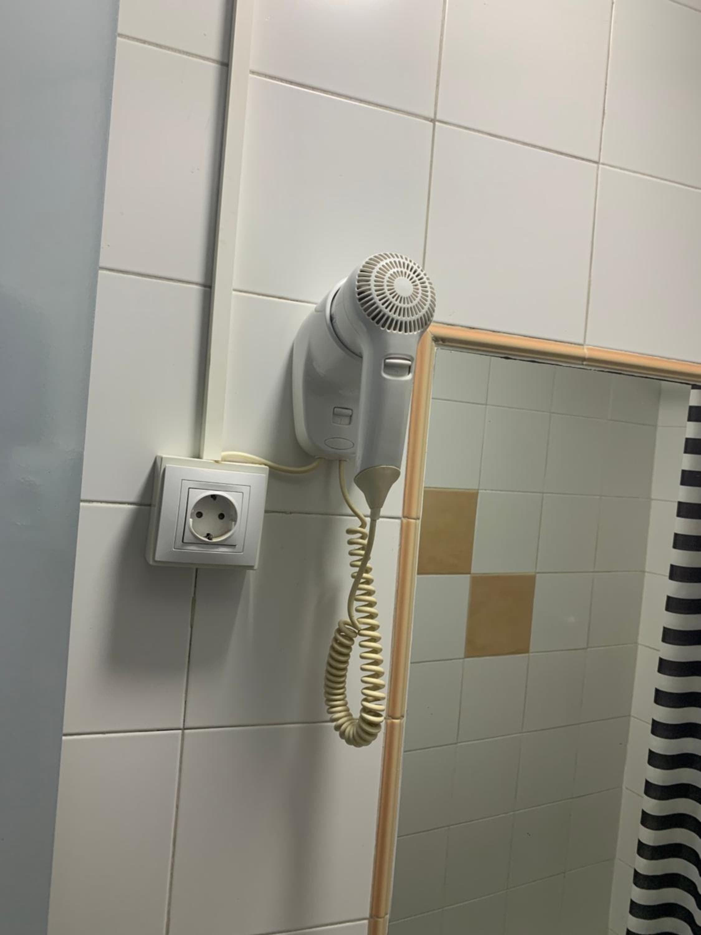 Hostel Alcobia — 8