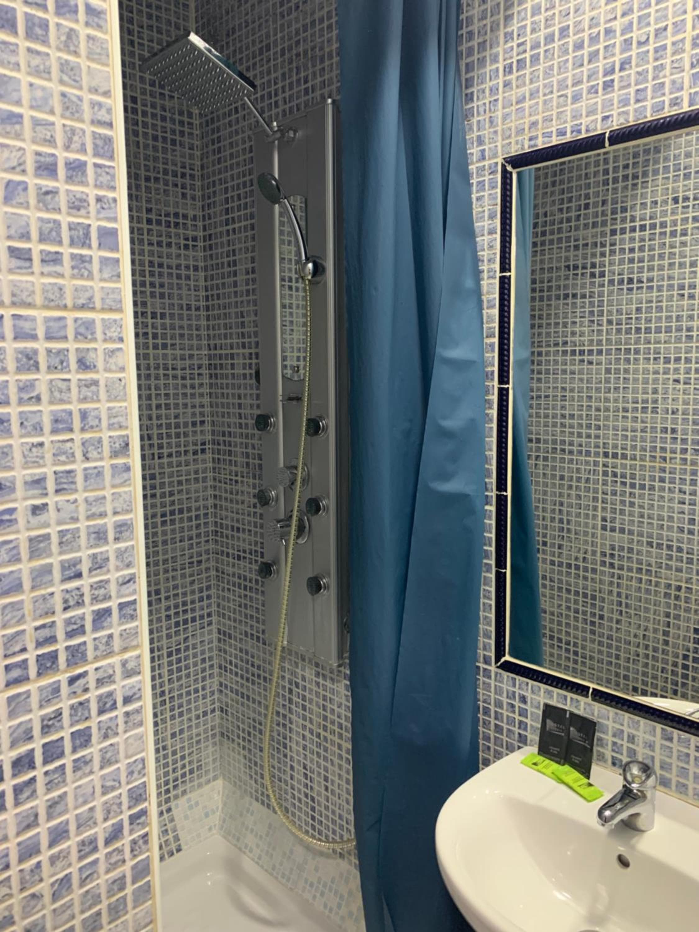 Hostel Alcobia — 19