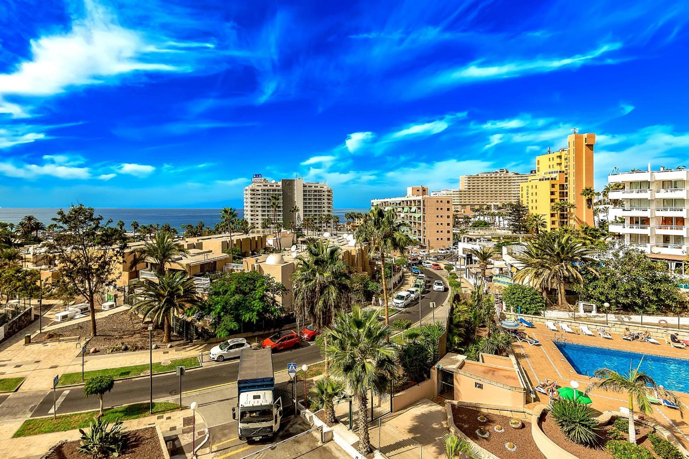 Great View Las Americas — 1