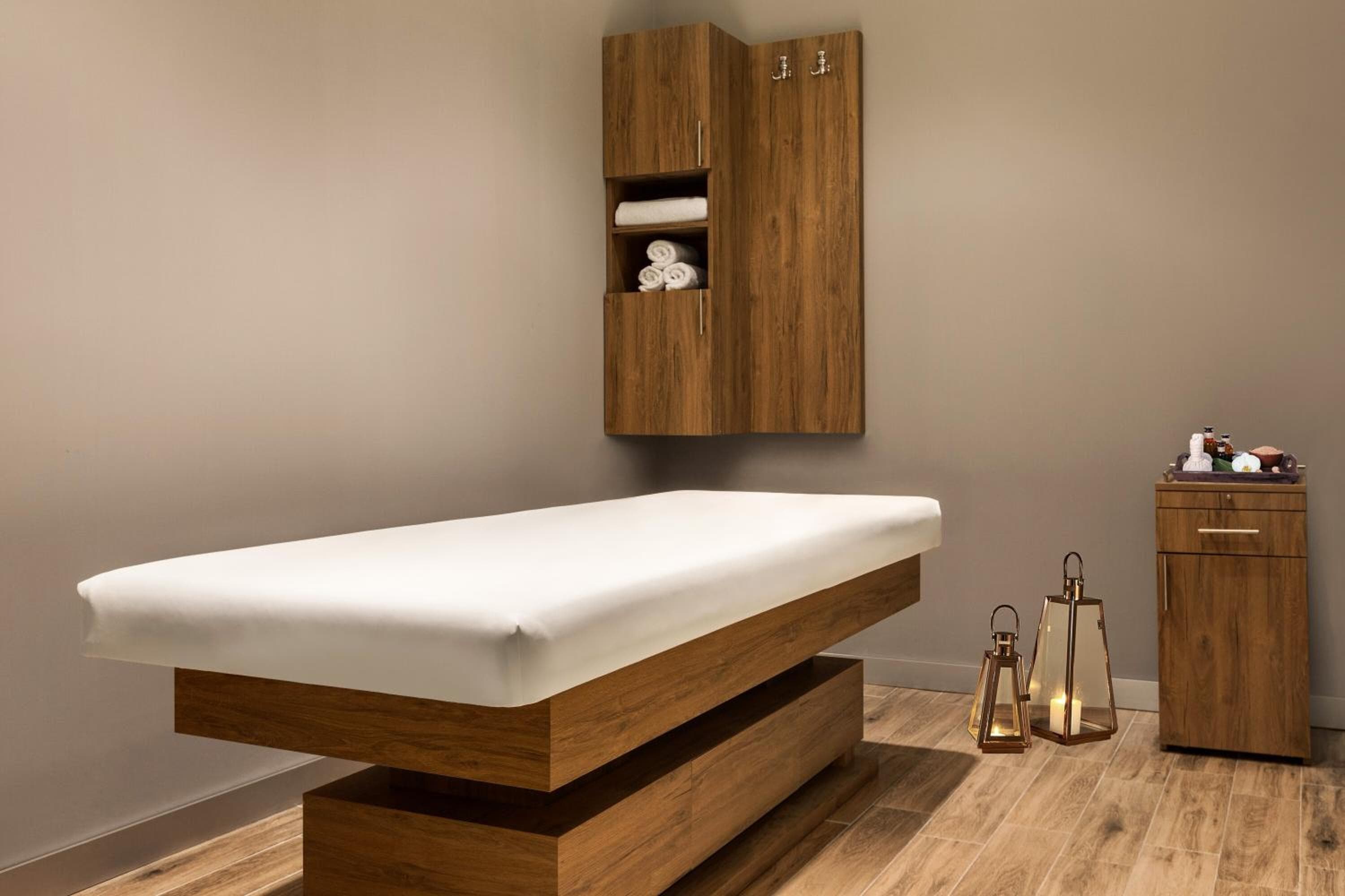 Ramada Encore By Wyndham Istanbul Basin Express — 9