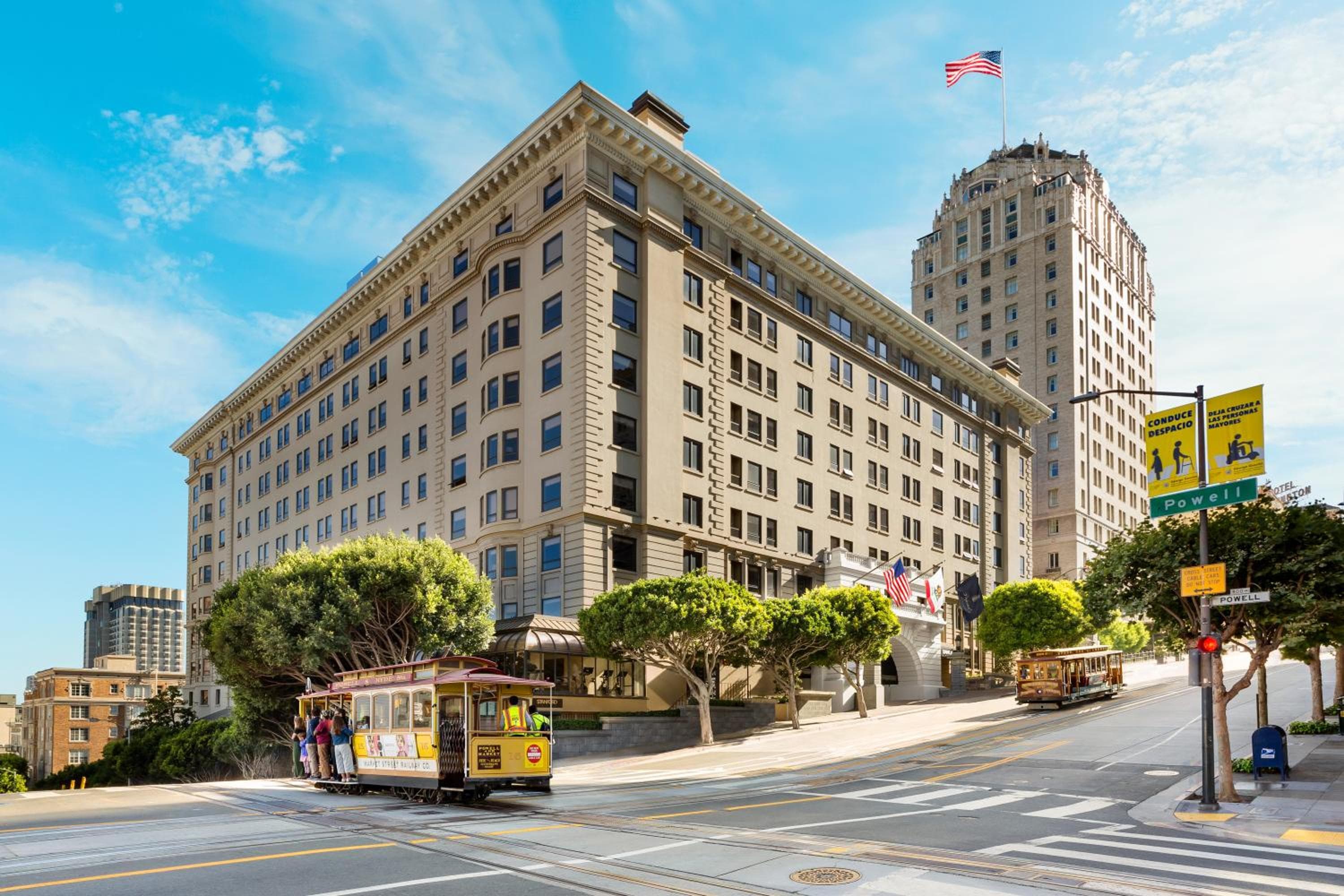 Stanford Court San Francisco hotel, 905 California Street, San Francisco, United States — photo 1