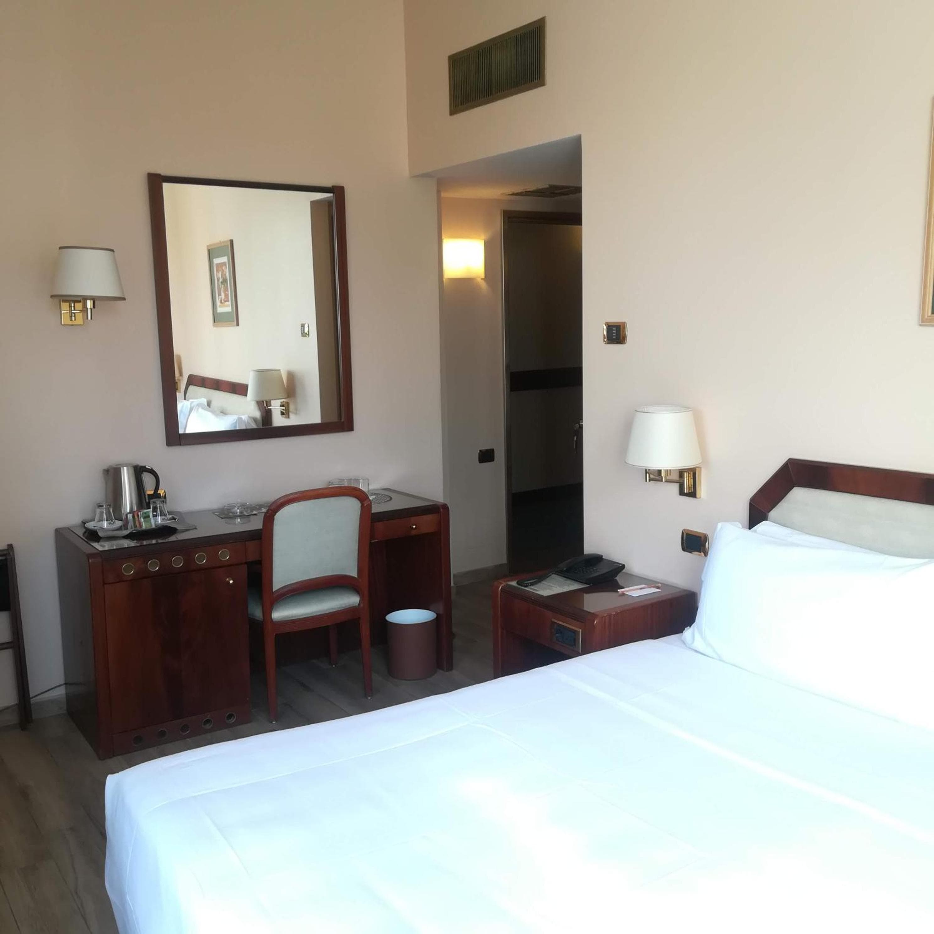 Hotel Bristol — 6