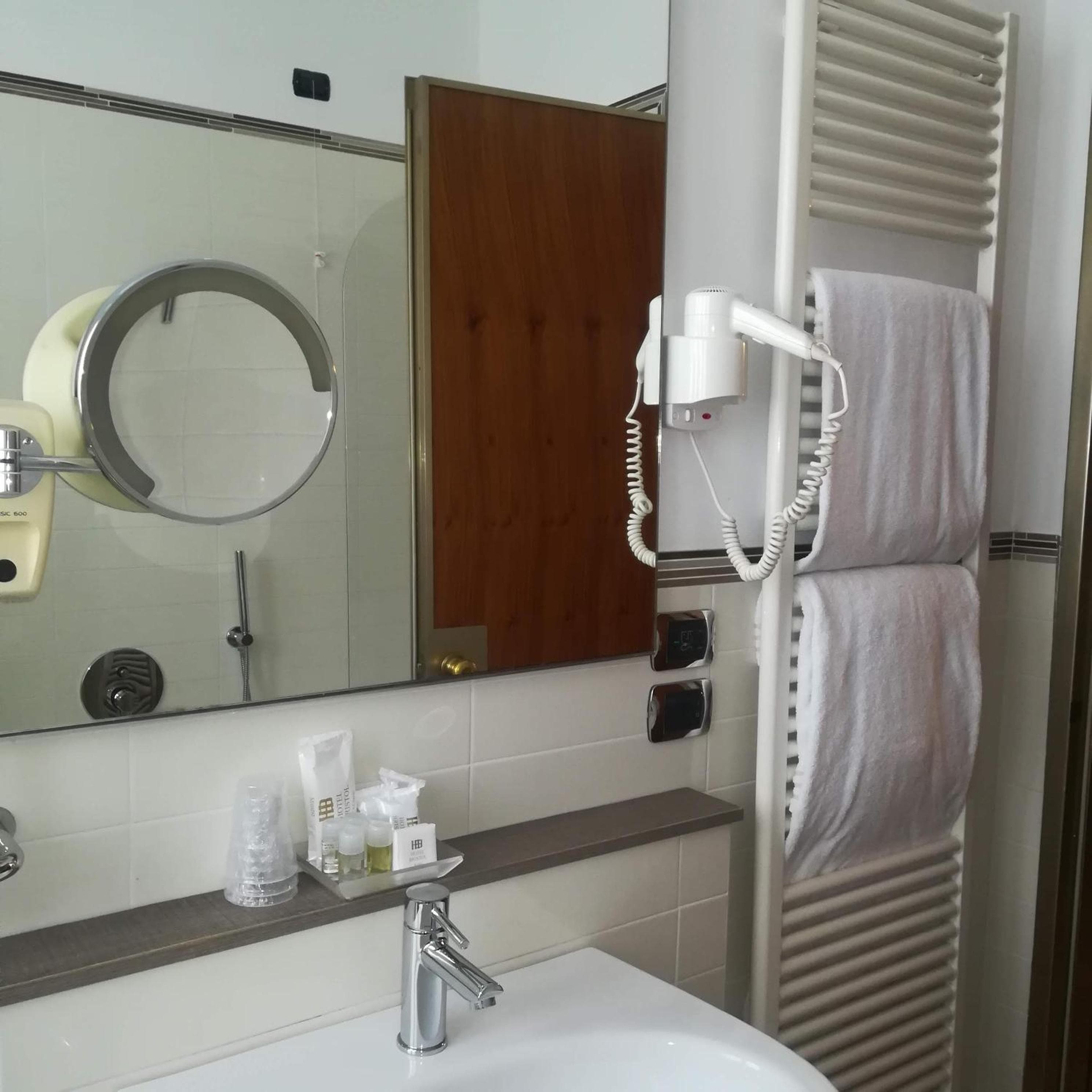 Hotel Bristol — 2