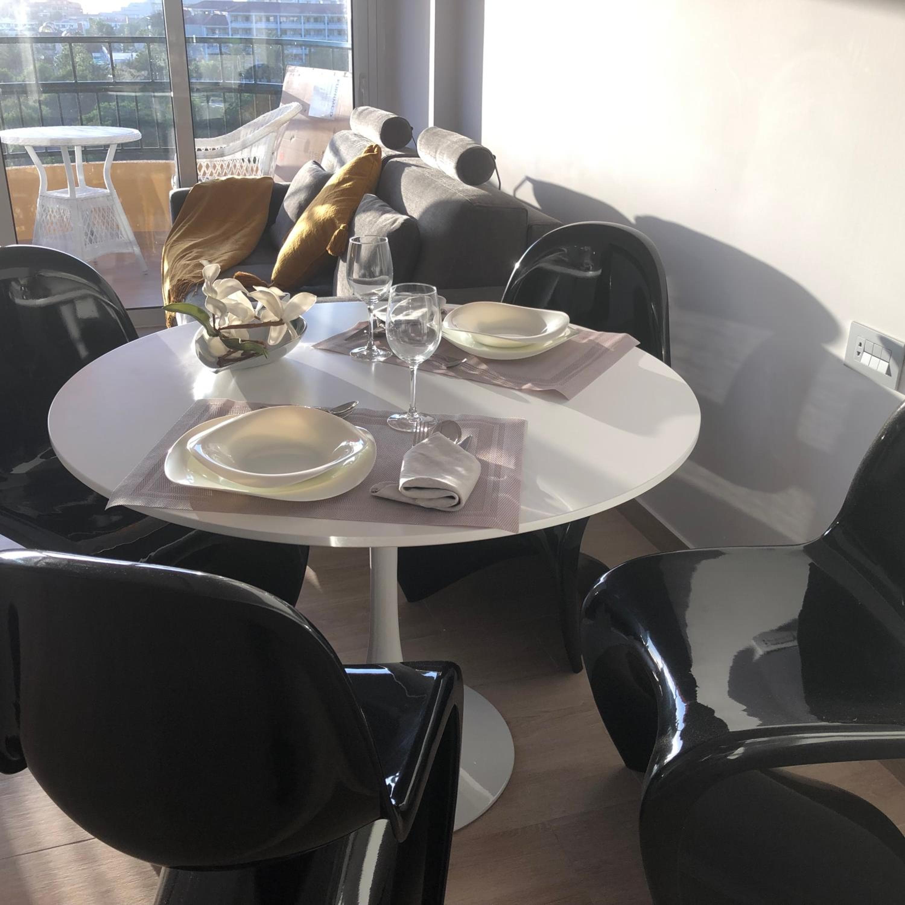 Luxury Apartment Boutique in Torres del Sol — 2