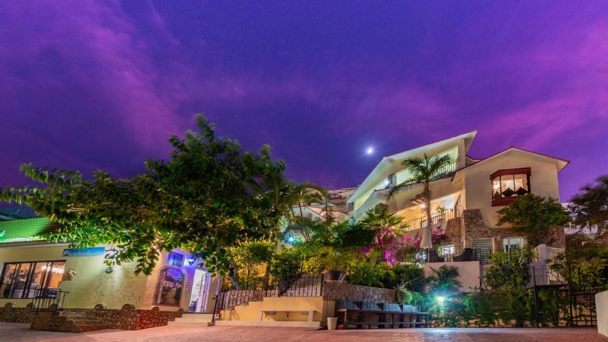 Marina View Villas — 1