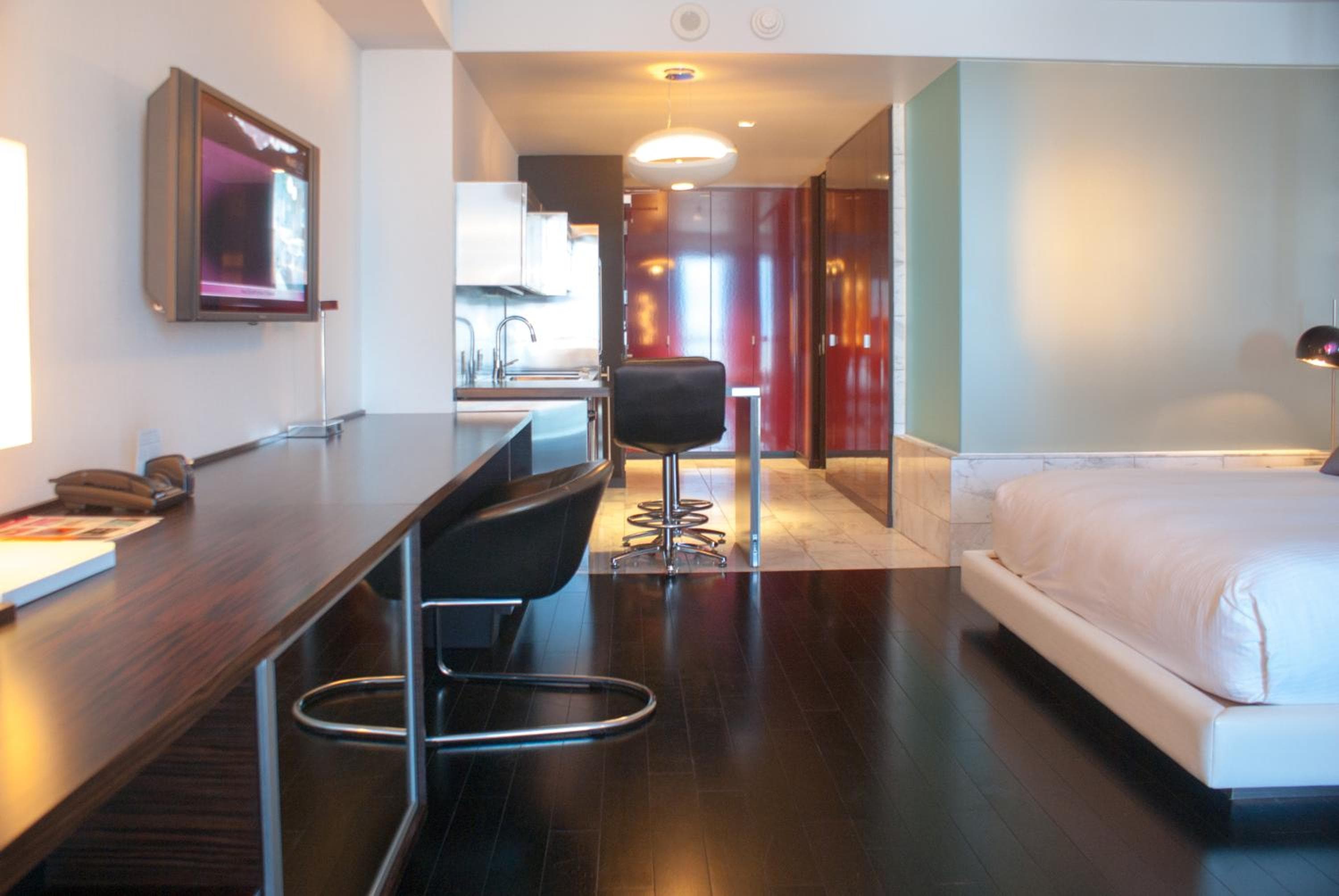 Palms Place Hotel and Spa — 6