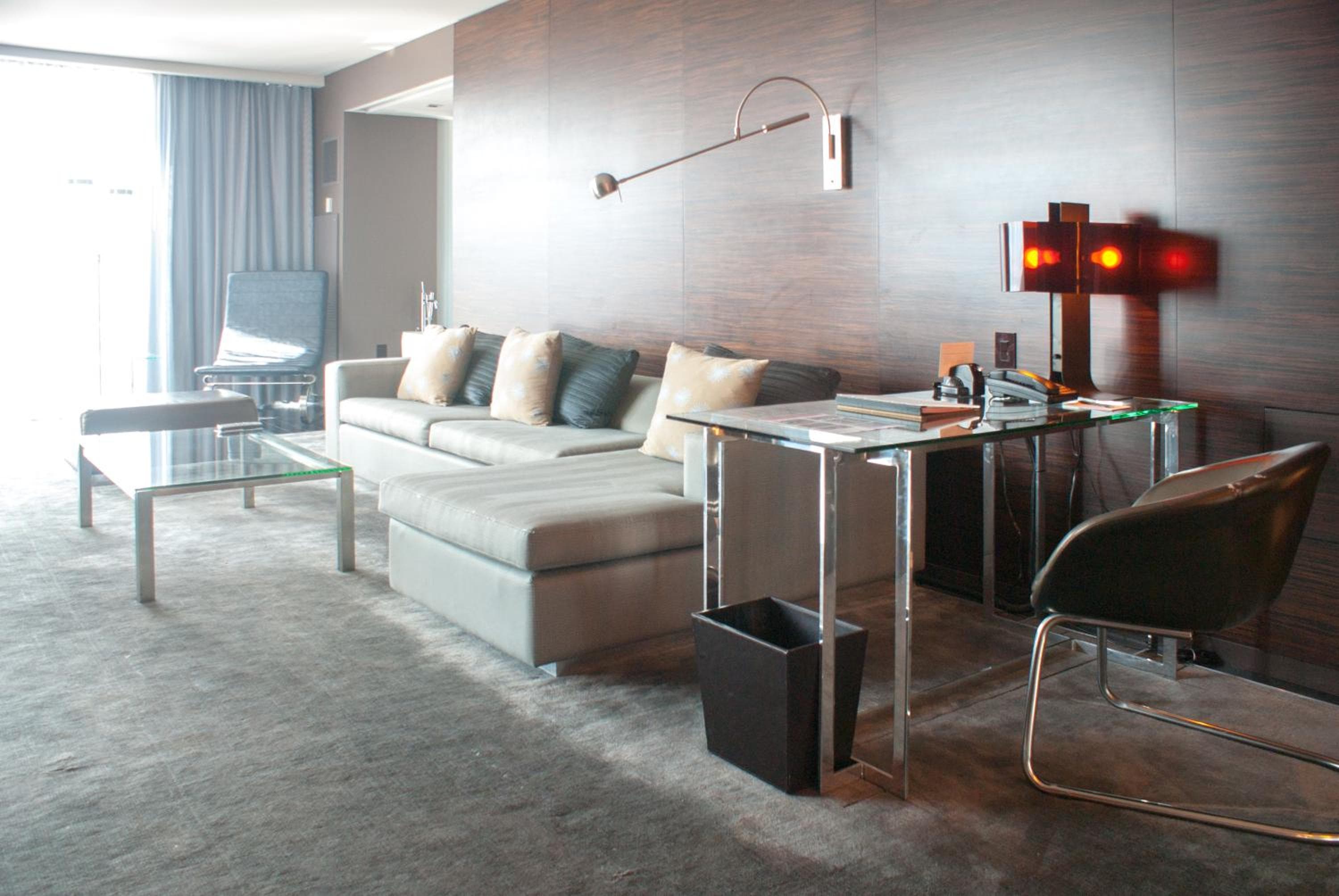 Palms Place Hotel and Spa — 15