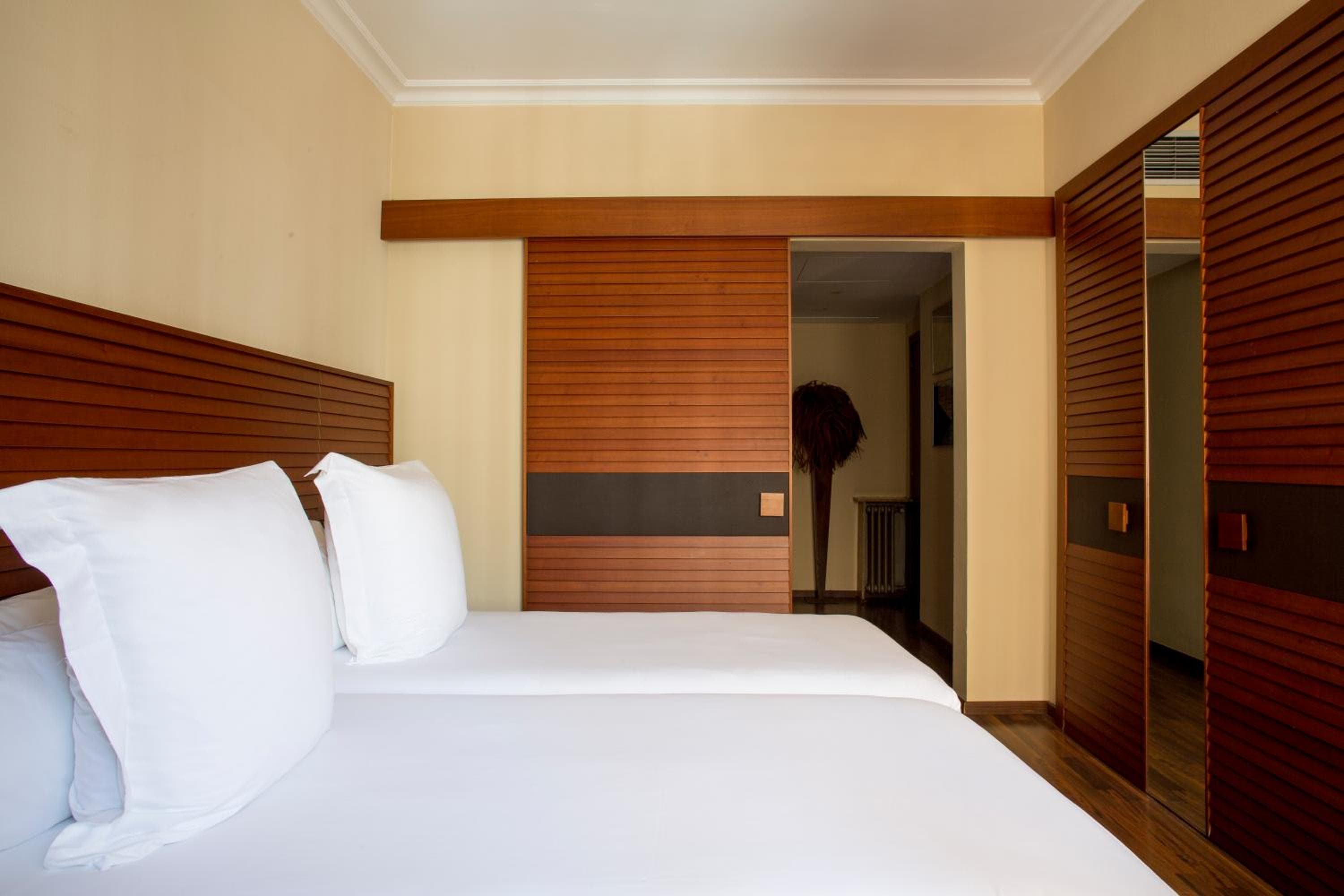Hotel Astoria — 7