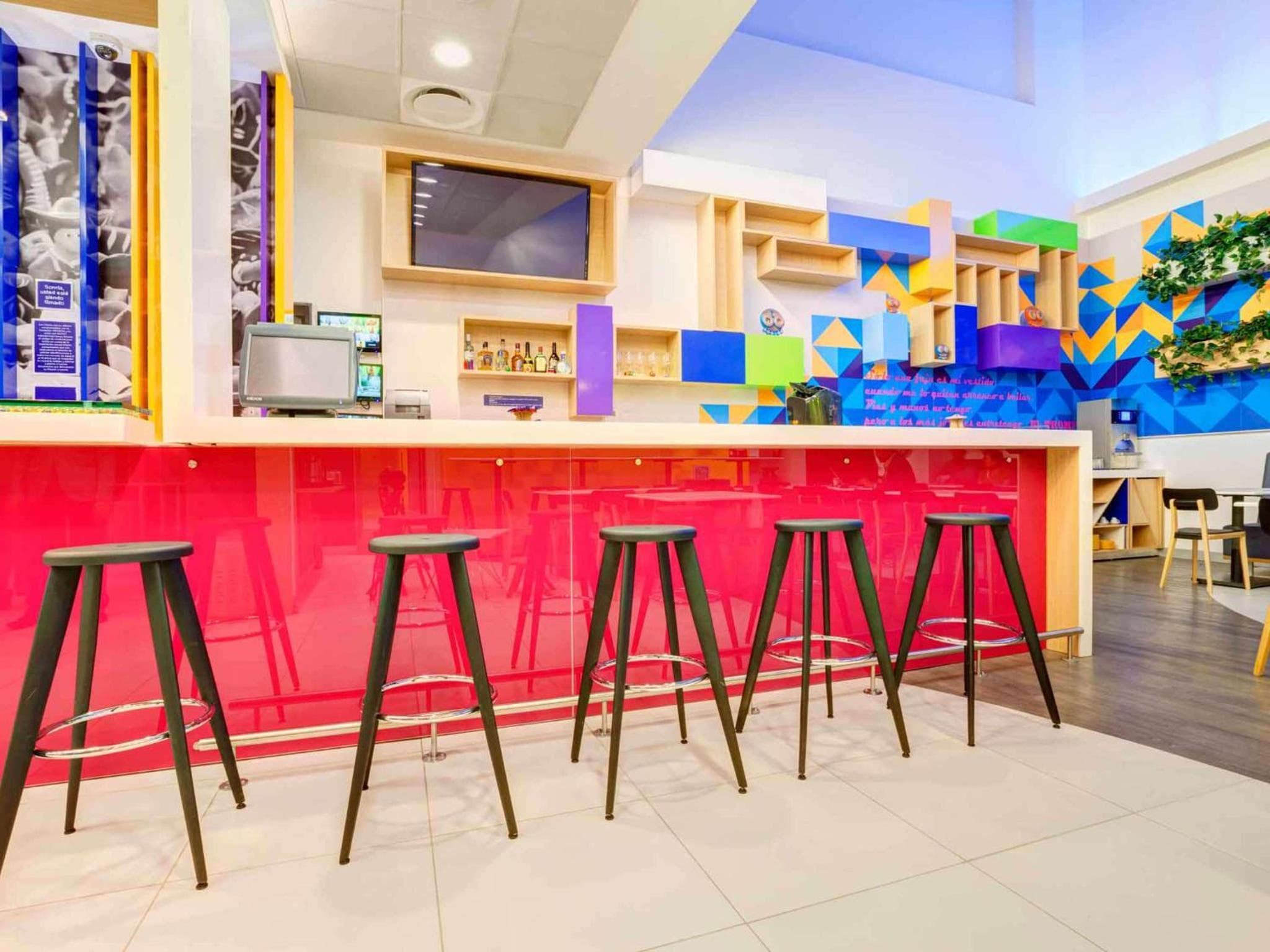 Ibis Styles Mexico Reforma — 21