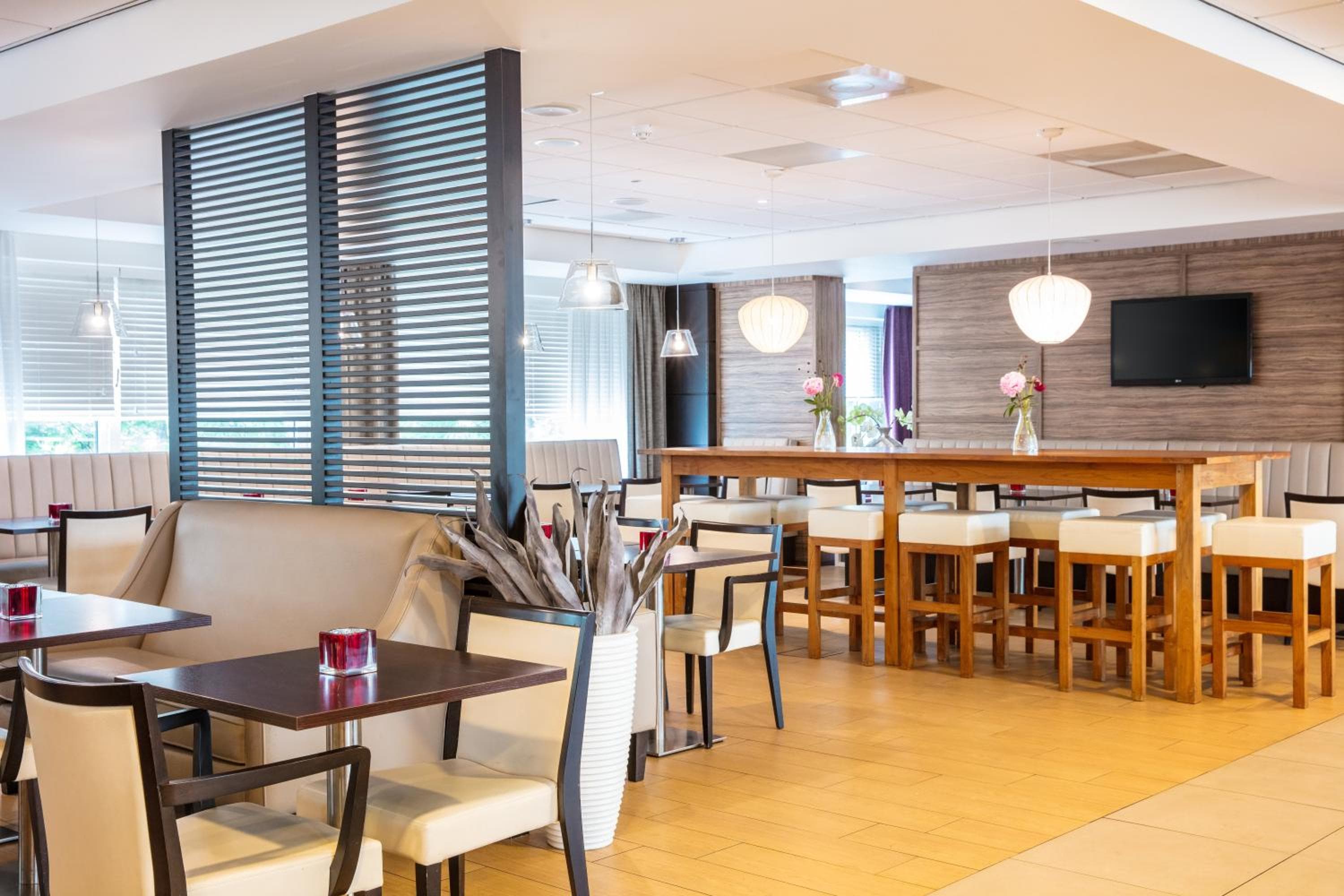Holiday Inn Express Amsterdam - Sloterdijk Station by IHG — 8