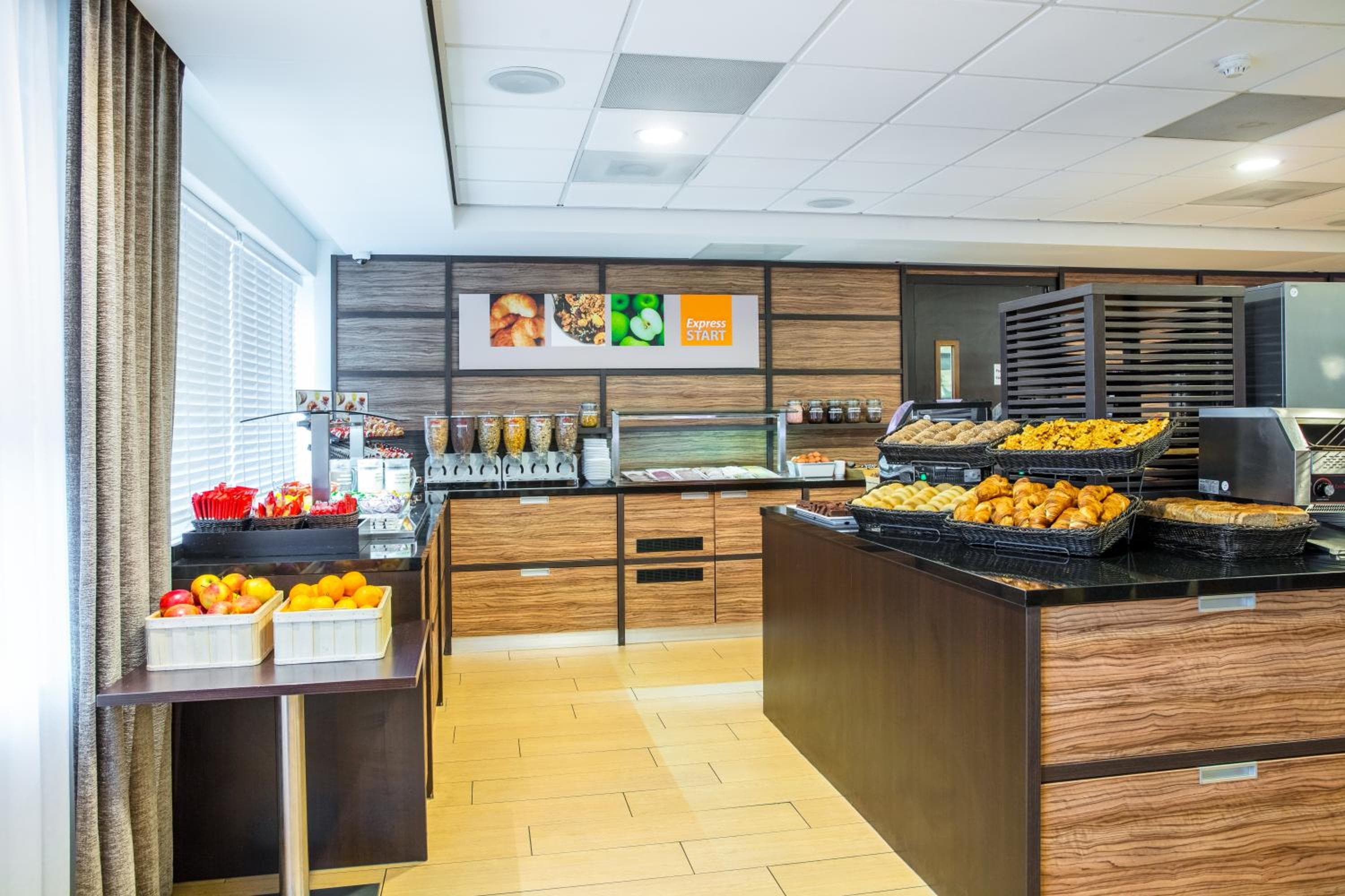 Holiday Inn Express Ámsterdam - Estación Sloterdijk, an IHG Hotel — 26