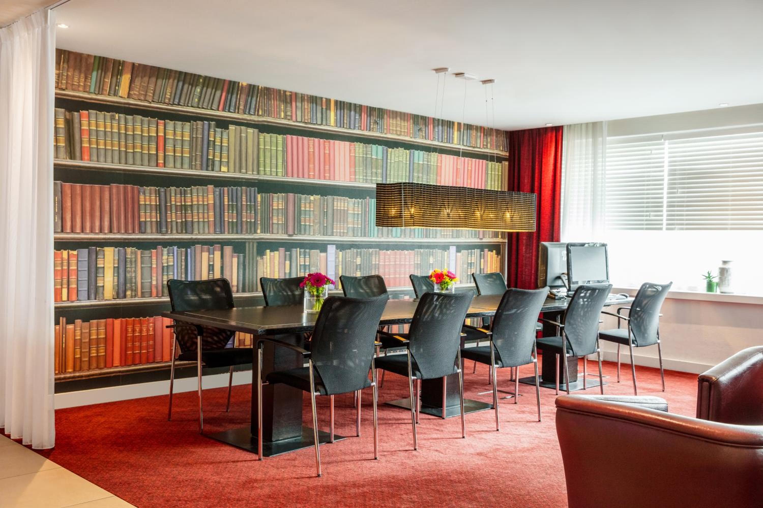Holiday Inn Express Amsterdam - Sloterdijk Station by IHG — 7