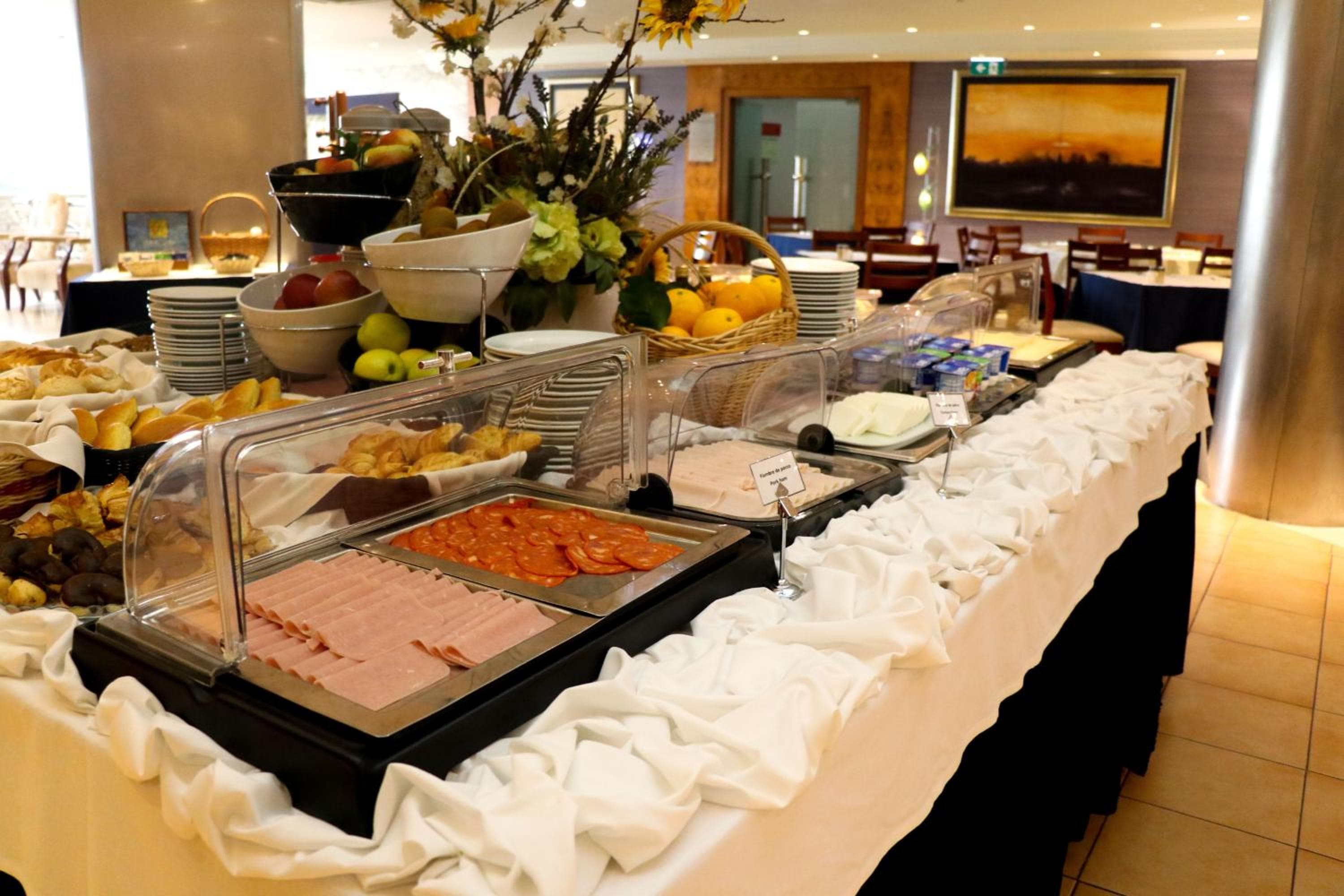 Hotel Travel Park Lissabon — 20