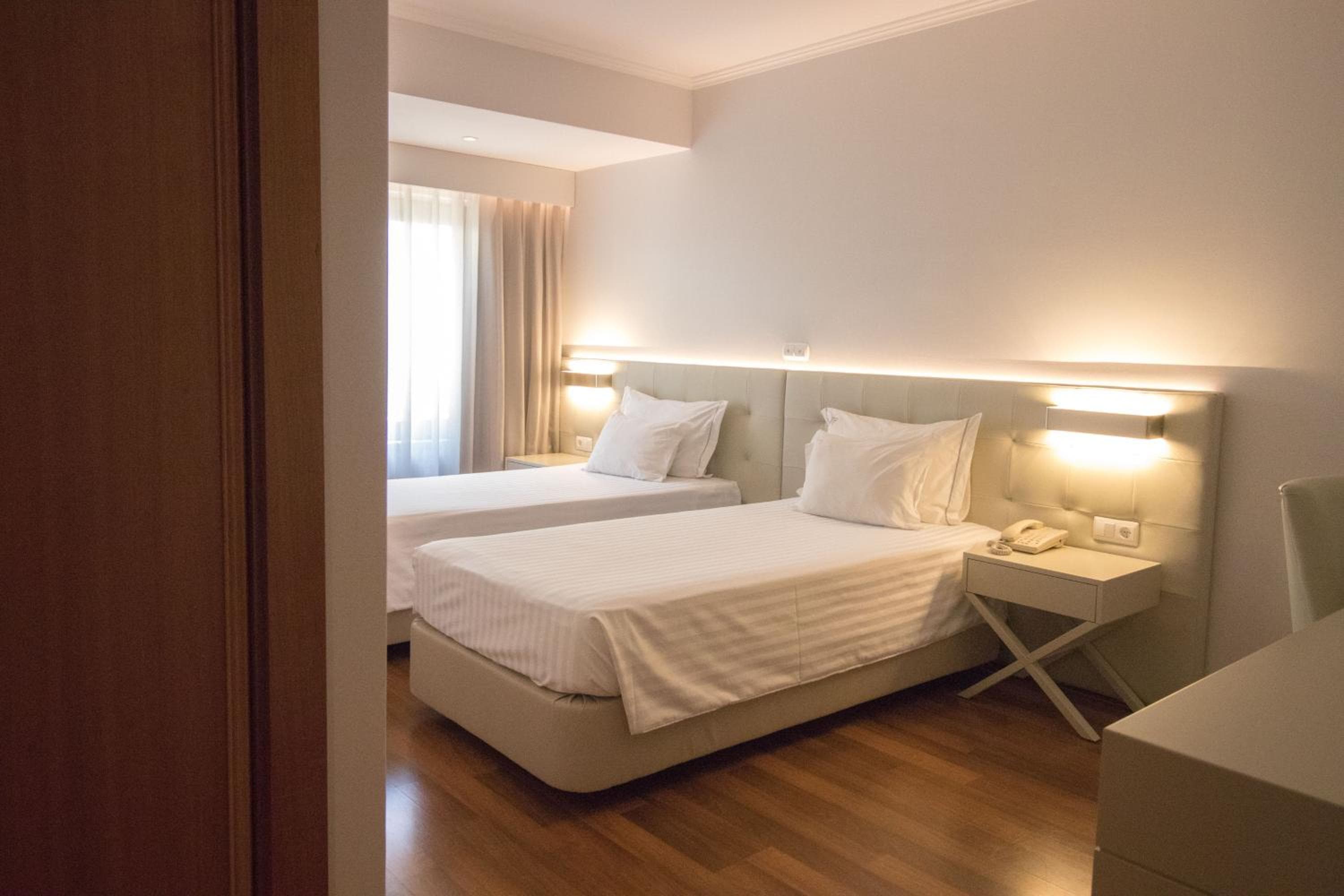 Hotel Travel Park Lissabon — 12