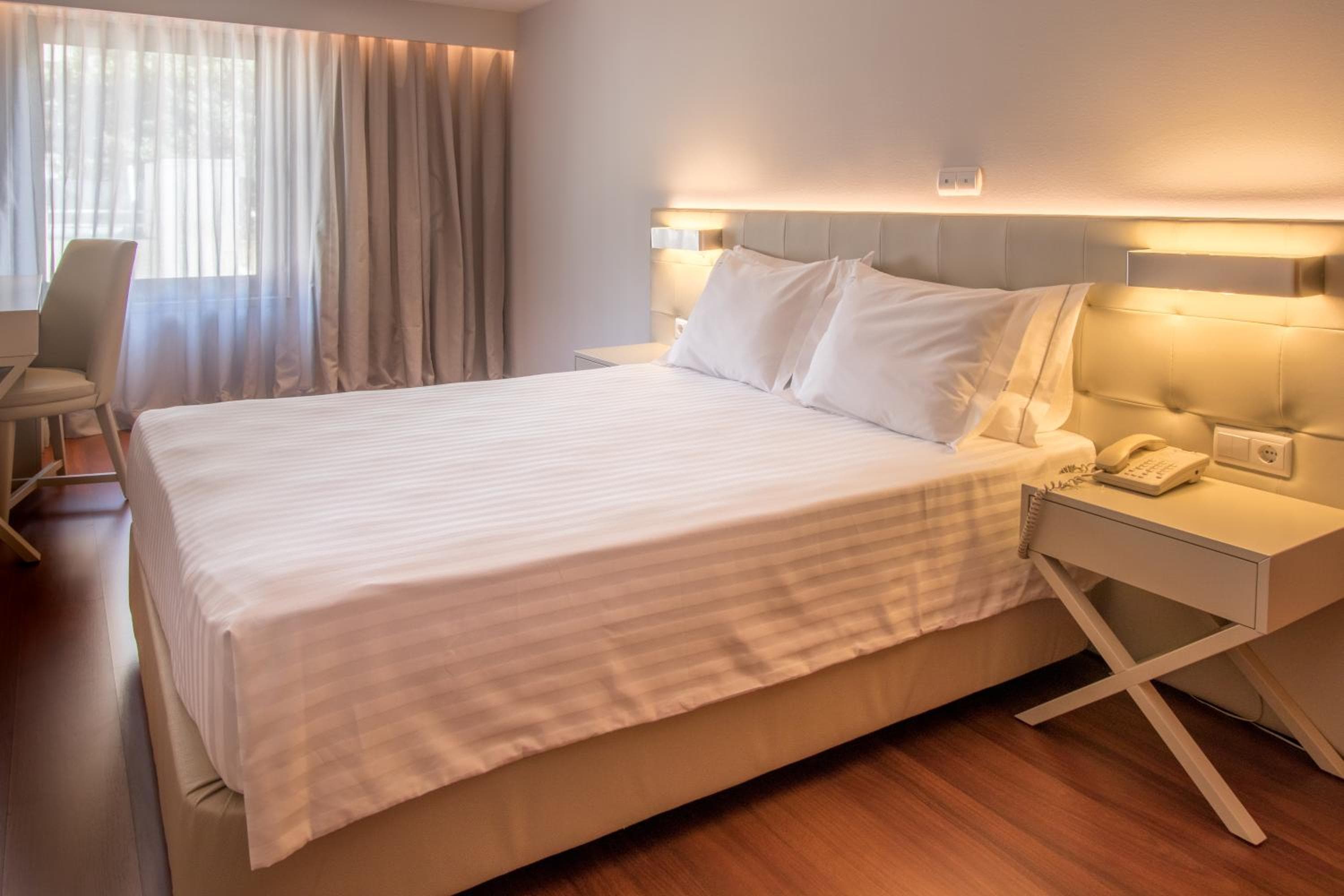 Hotel Travel Park Lissabon — 11