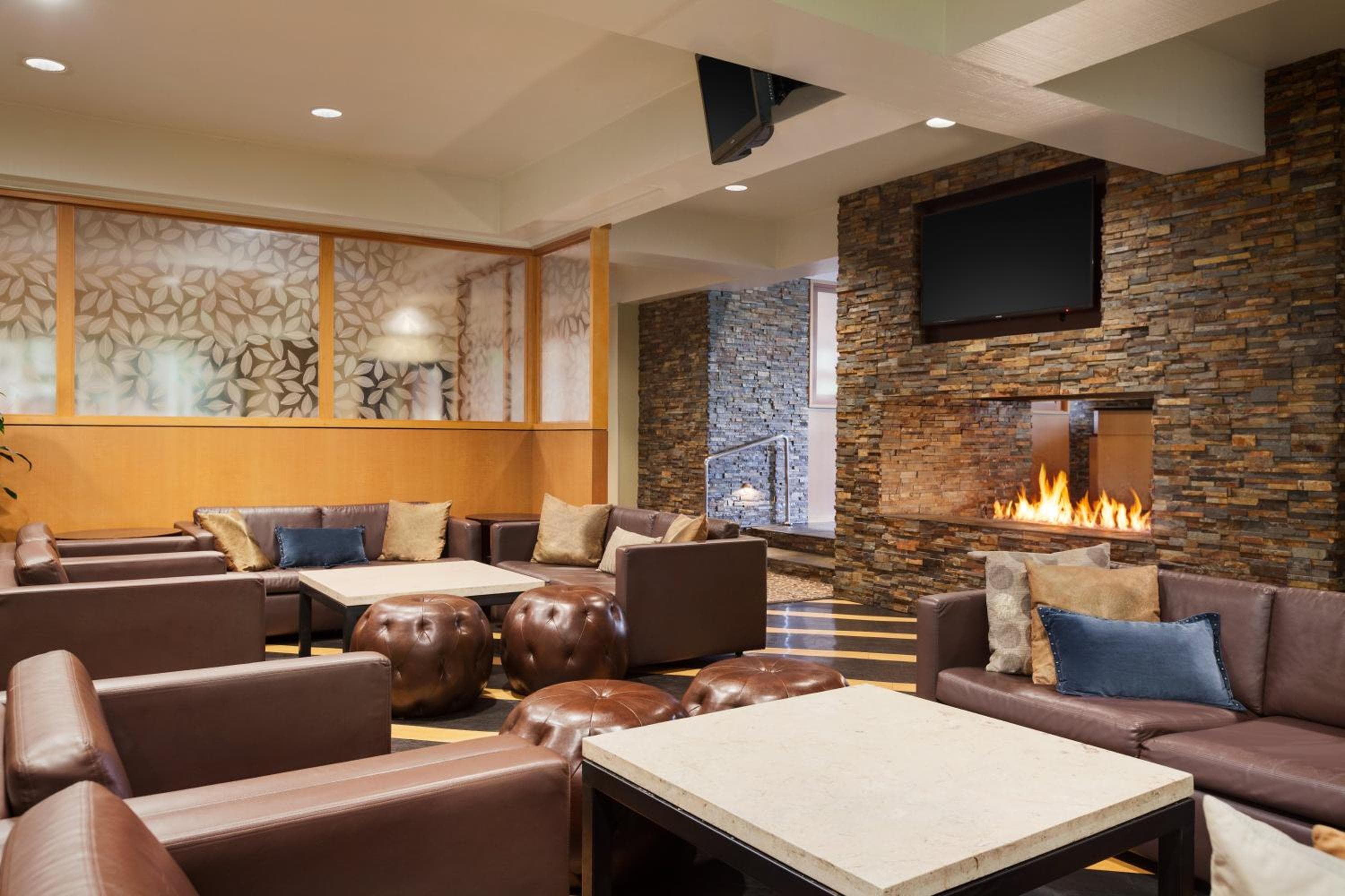 USC Hotel — 19