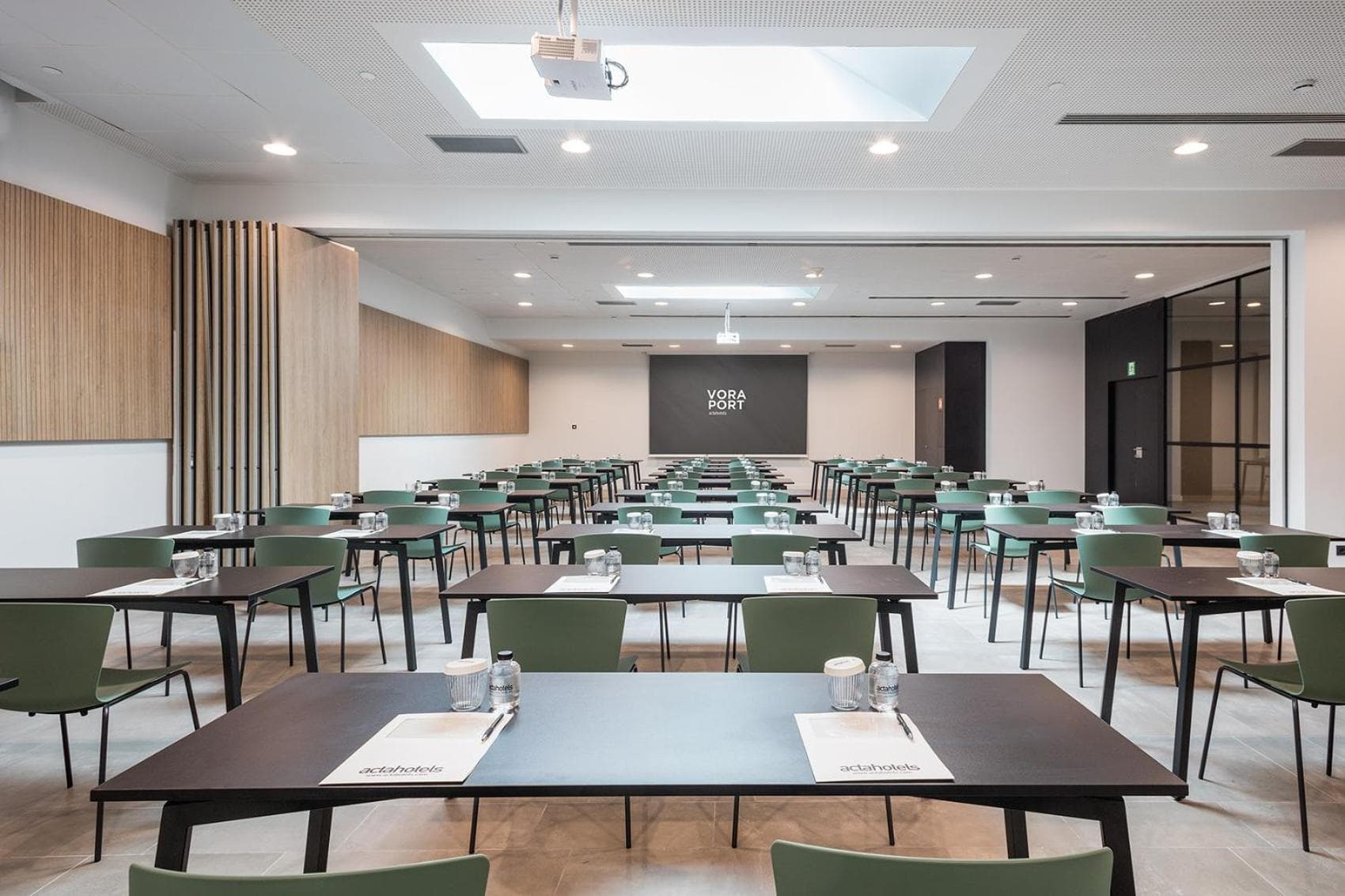 Acta Voraport hotel, Carrer de Ramon Turró 169-B, Barcelona, Spain — photo 63