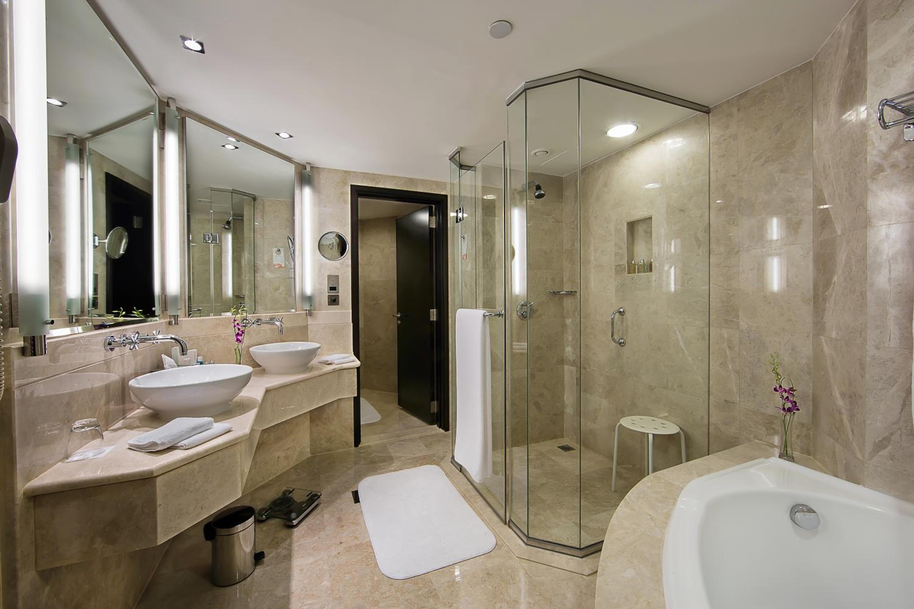 Ramada Plaza by Wyndham Dubai Deira — 4