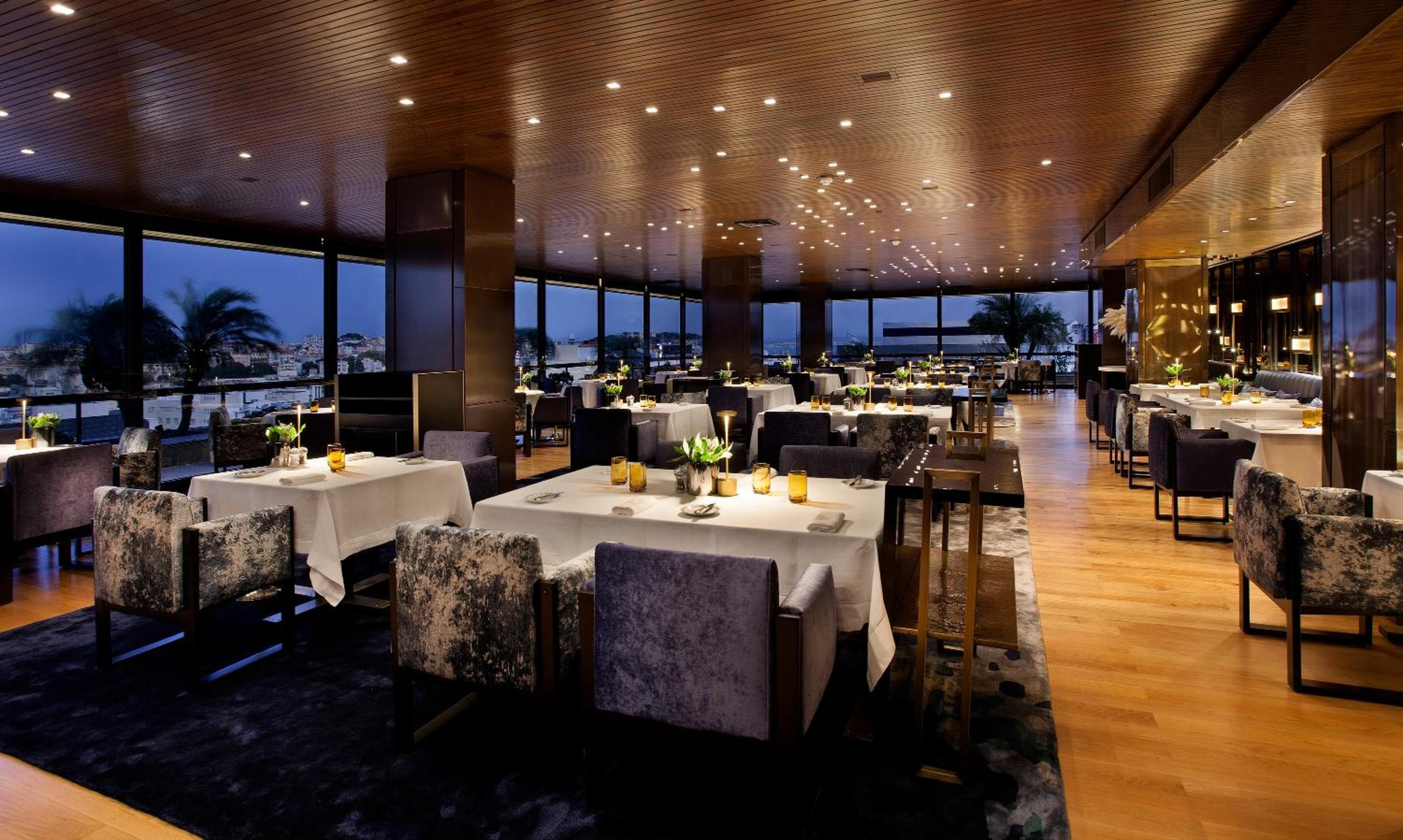 Altis Grand Hotel — 11