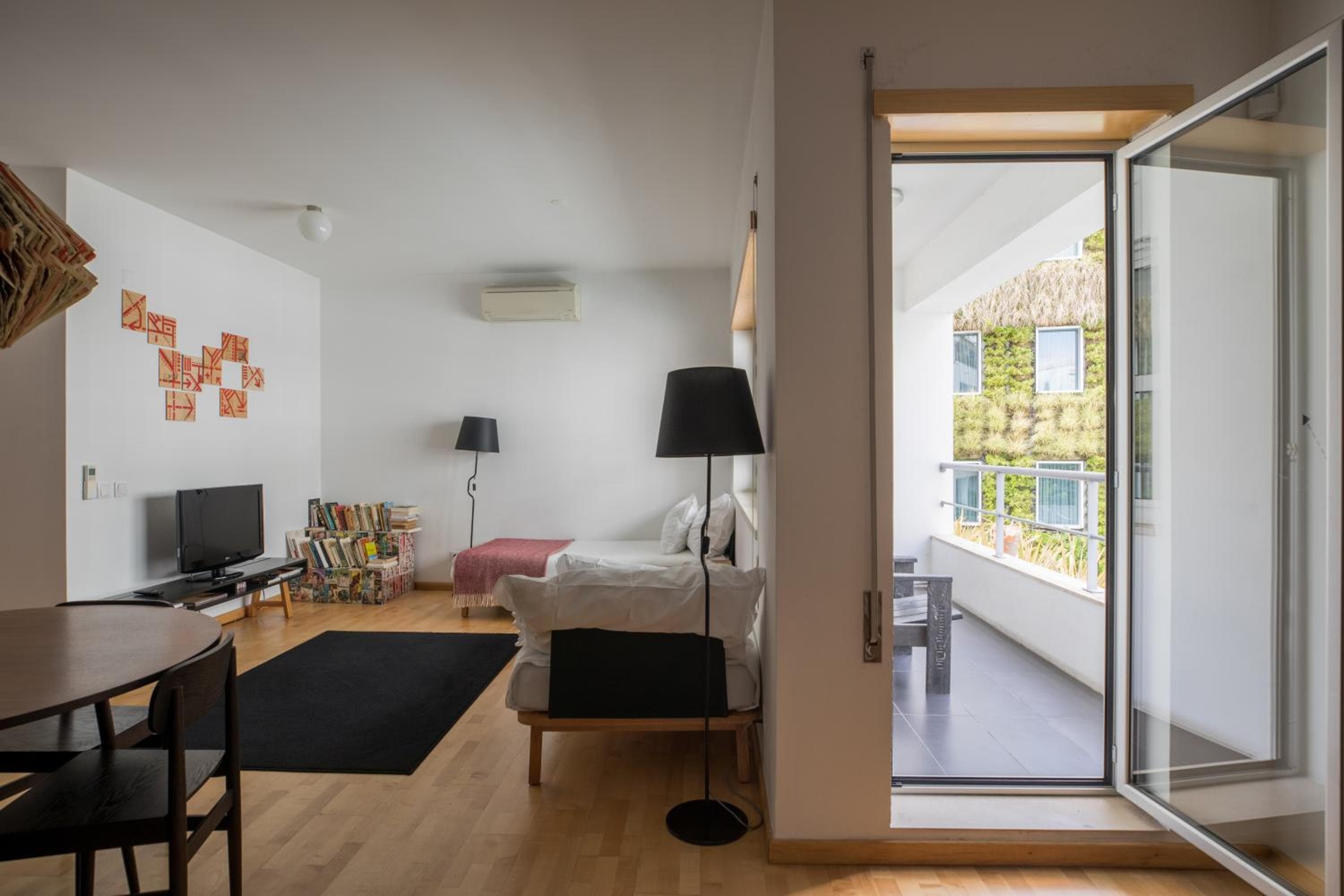 The Lisbonaire Apartments — 18