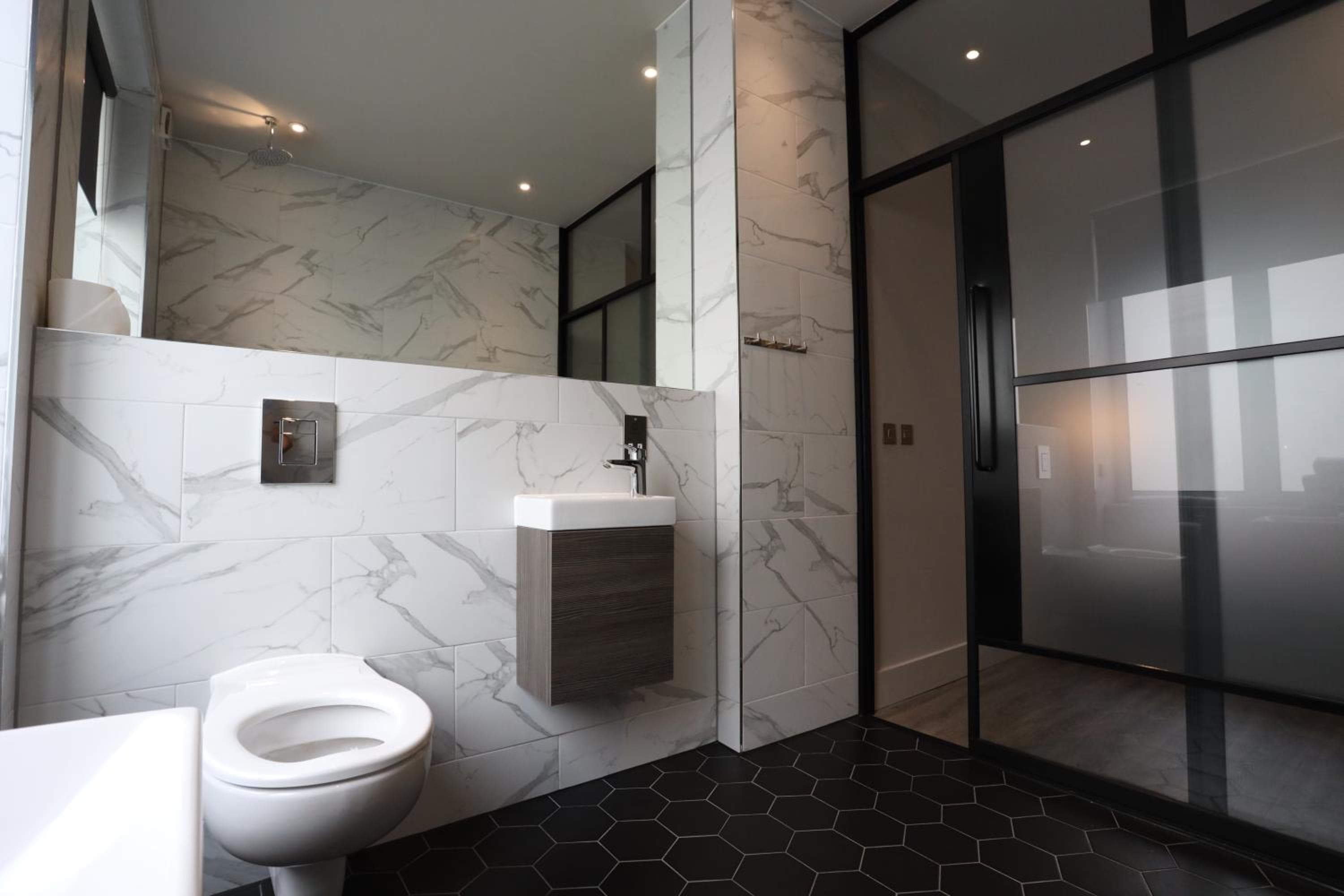 Euston Square Hotel — 13