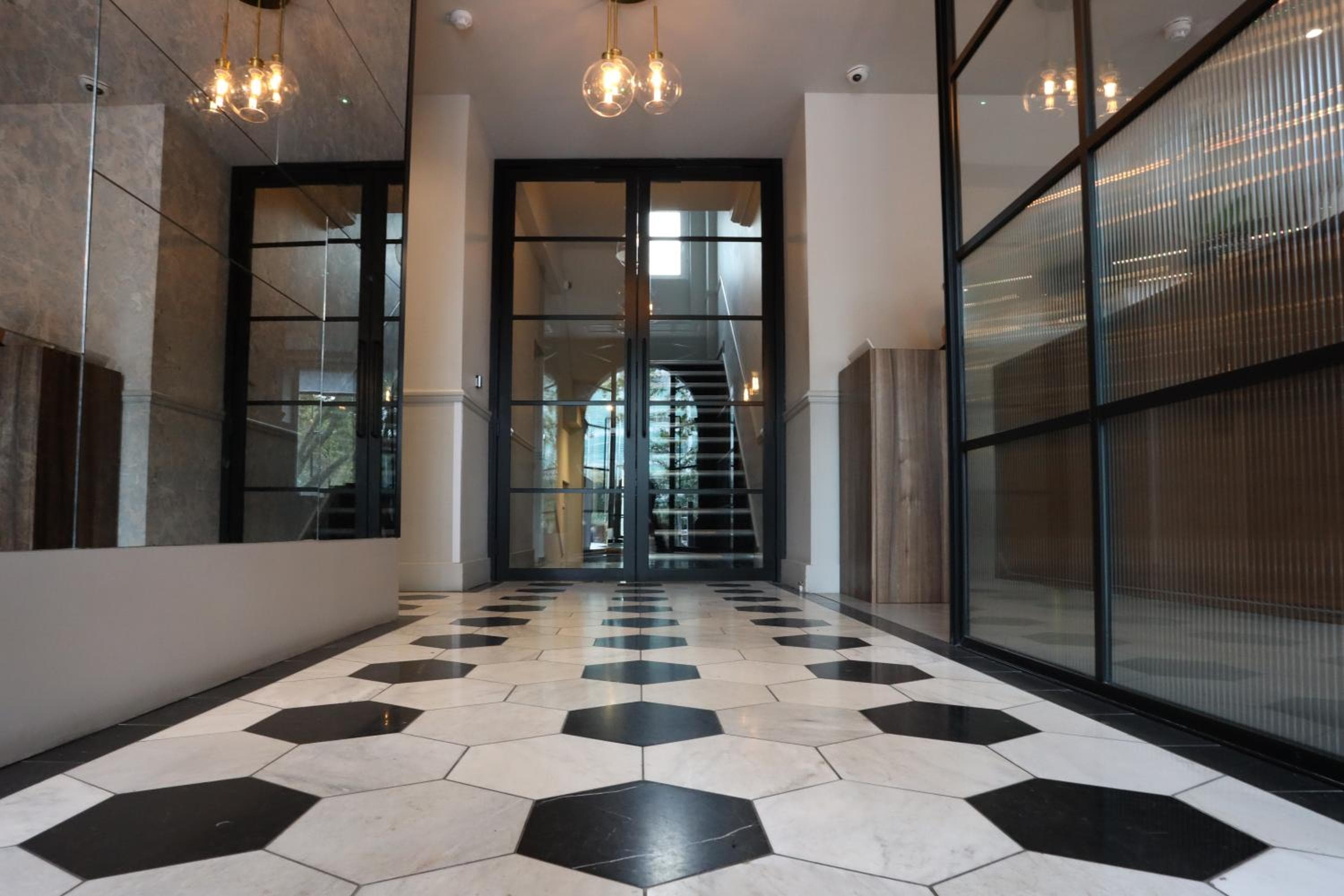 Euston Square Hotel — 14