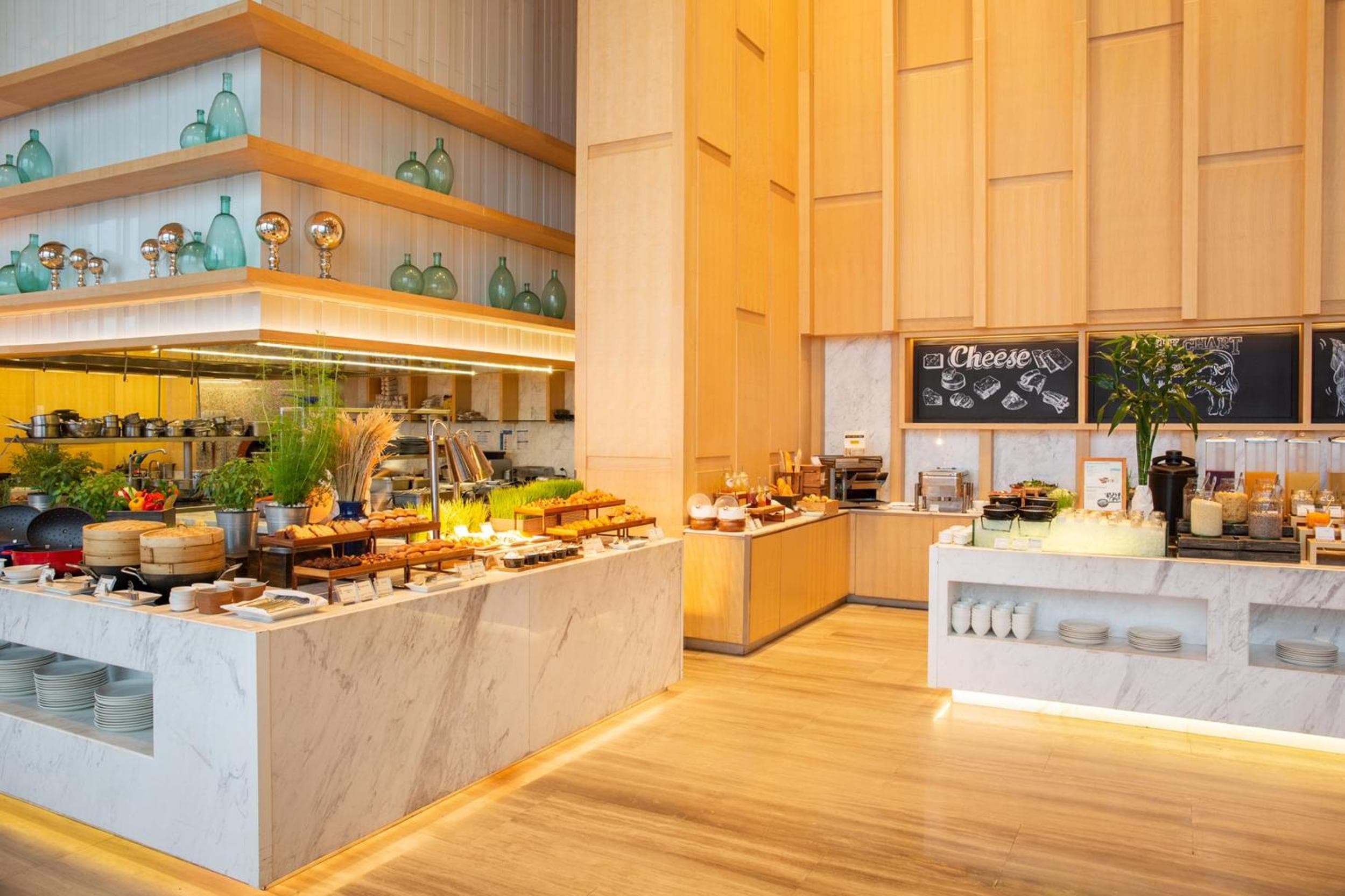 Avani Plus Riverside Bangkok Hotel — 9
