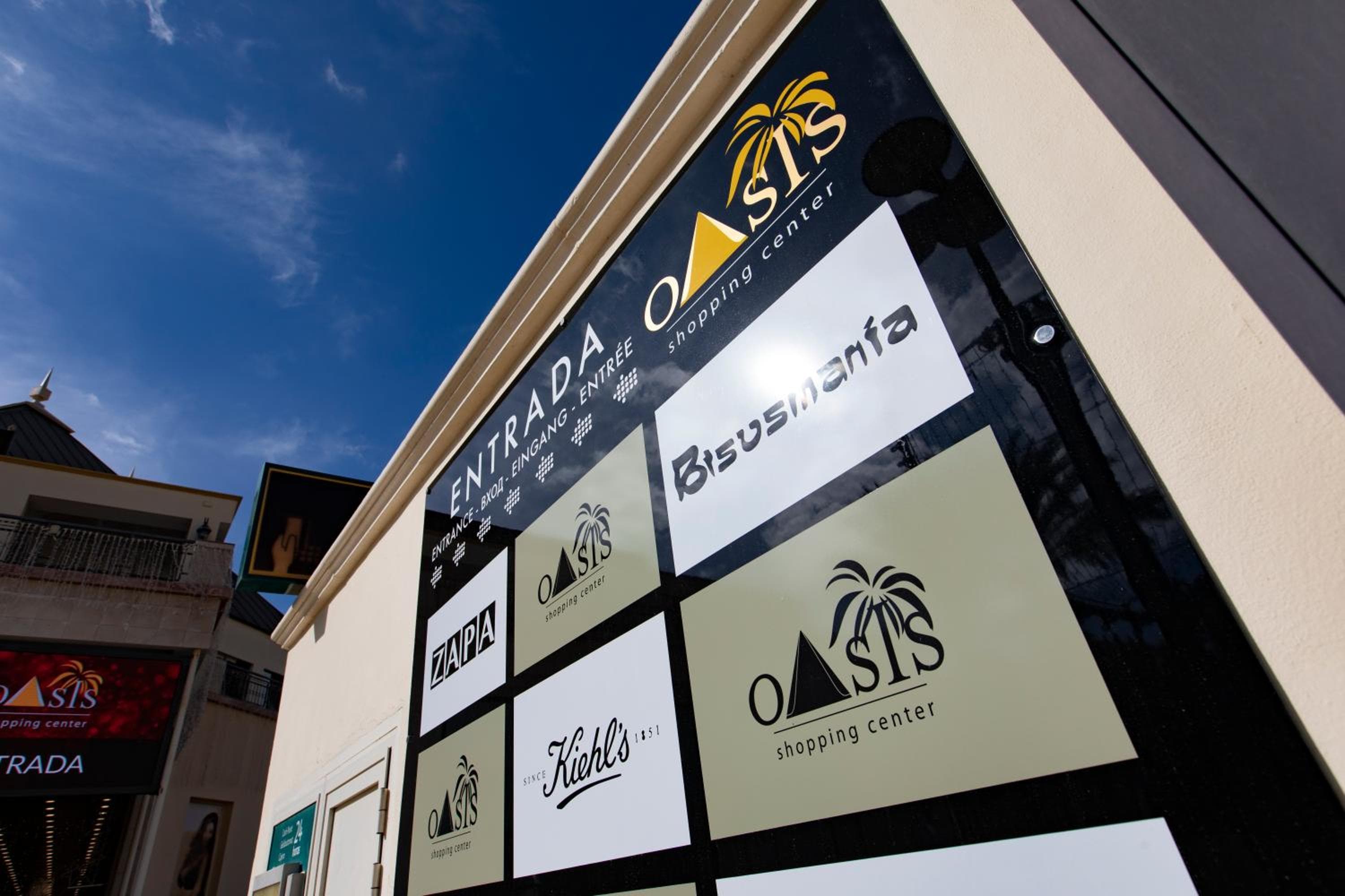 Luxury Apartment Boutique in Torres del Sol — 4
