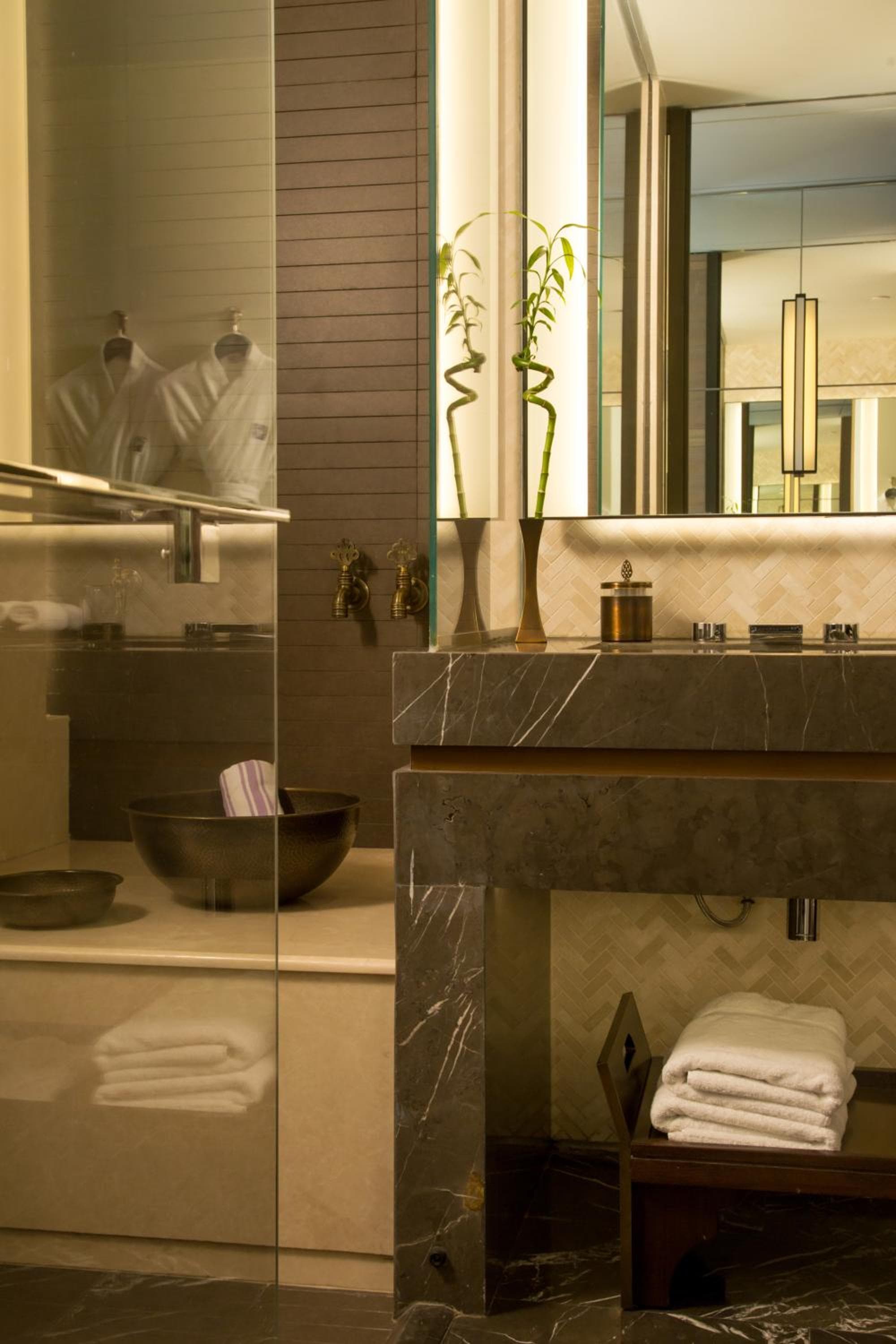 Fairmont Quasar Istanbul Hotel hotel, Büyükdere Caddesi No:76 Mecidiyeköy Şişli, Istanbul, Turkey — photo 74