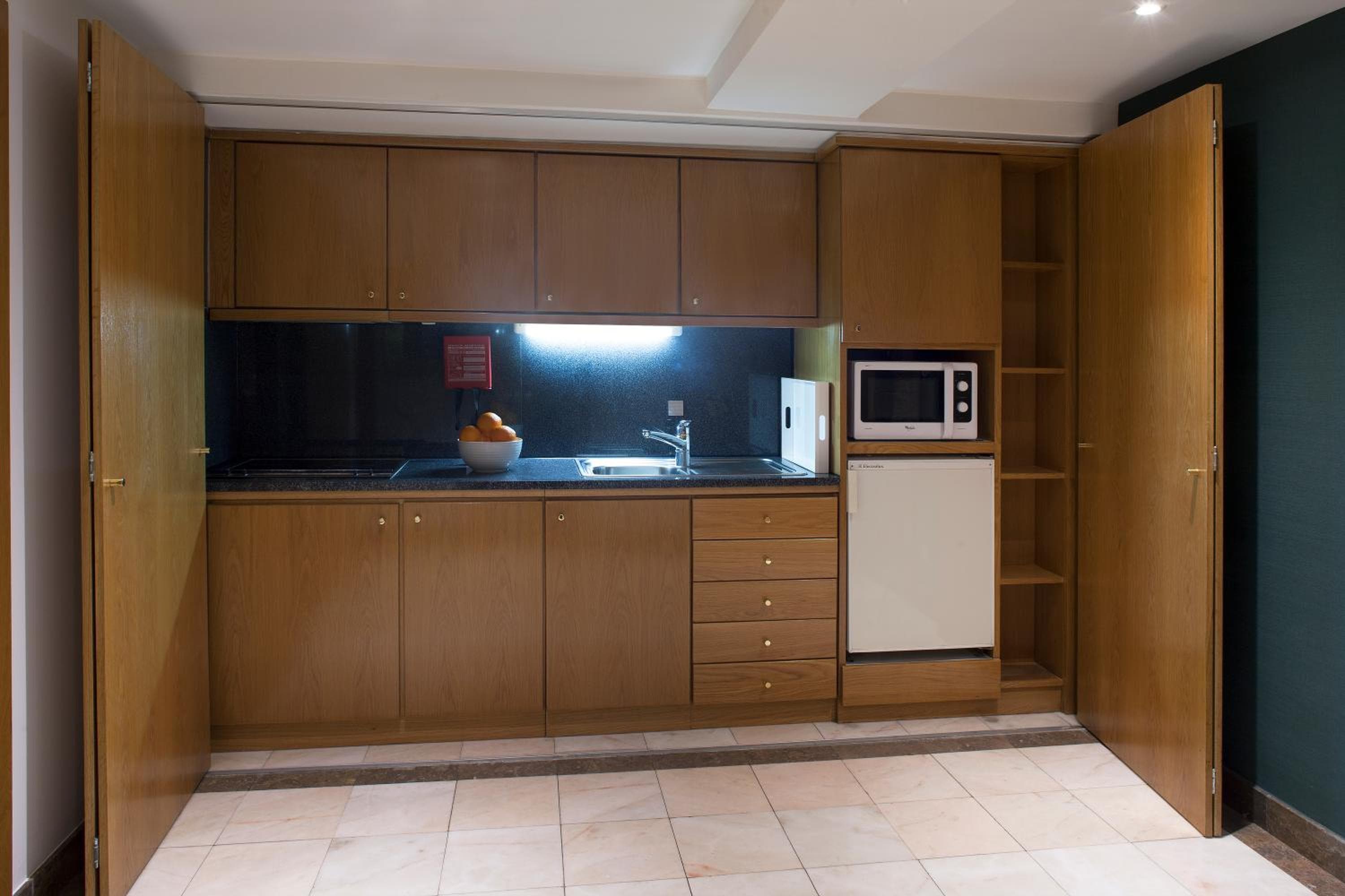 Altis Suites Apartamentos Turísticos — 7