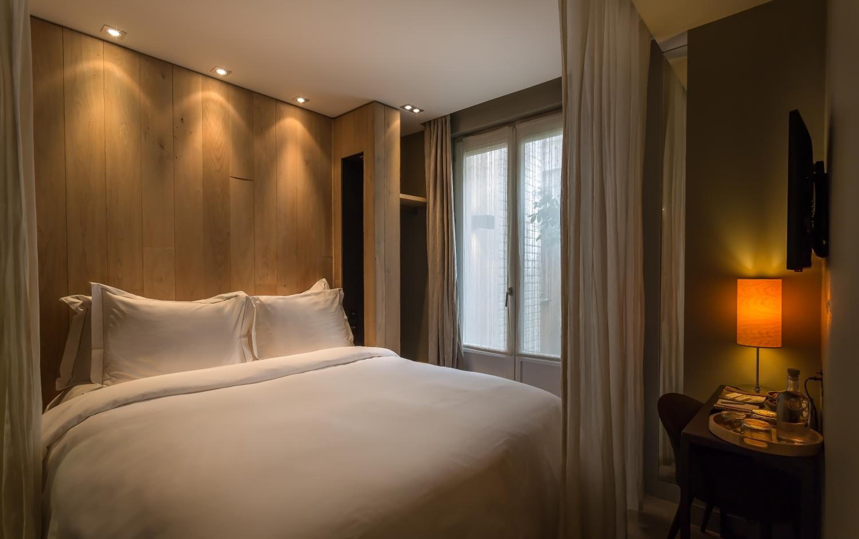 Hidden Hotel — 21