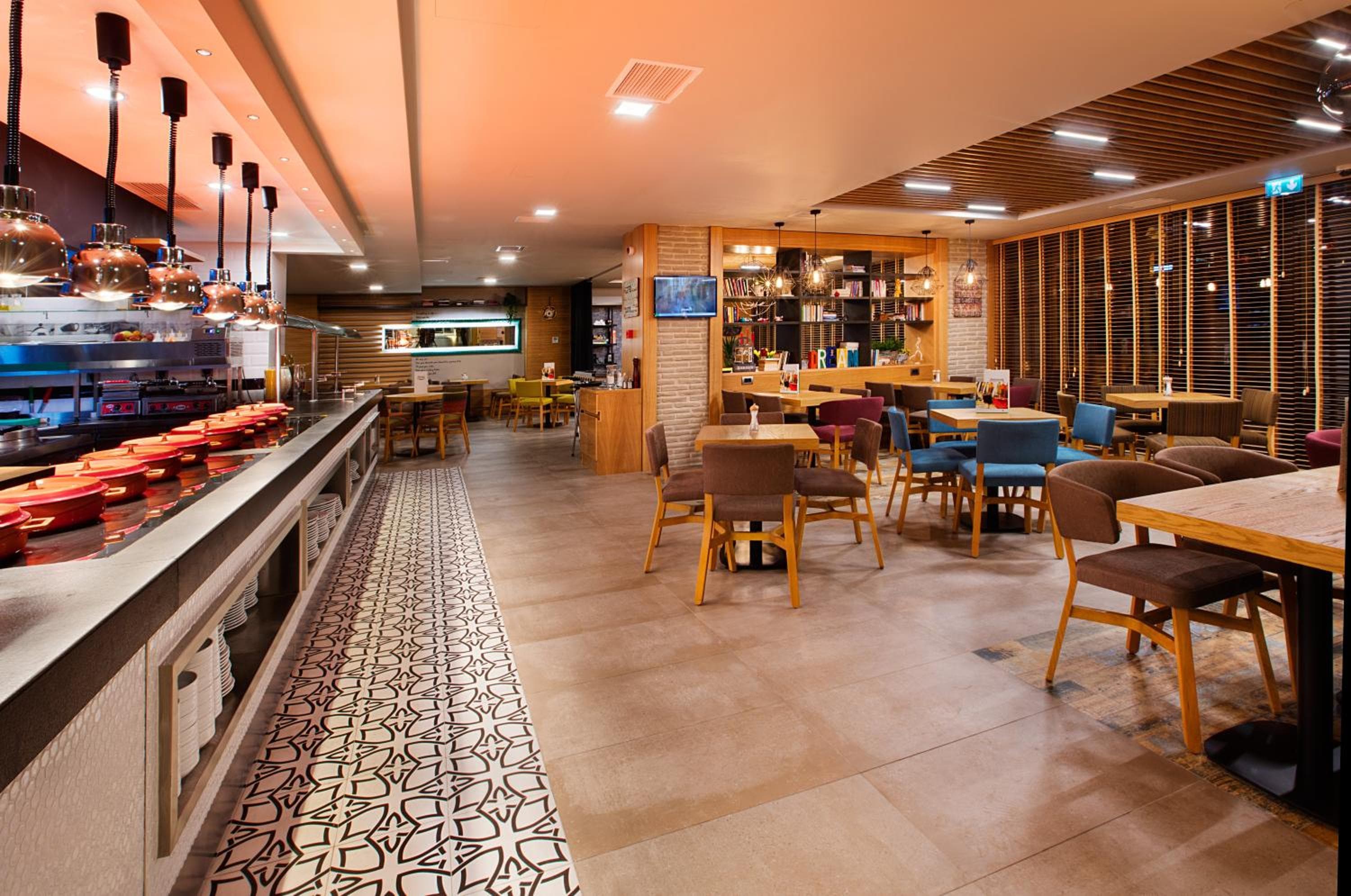 Holiday Inn Istanbul - Kadikoy by IHG — 8