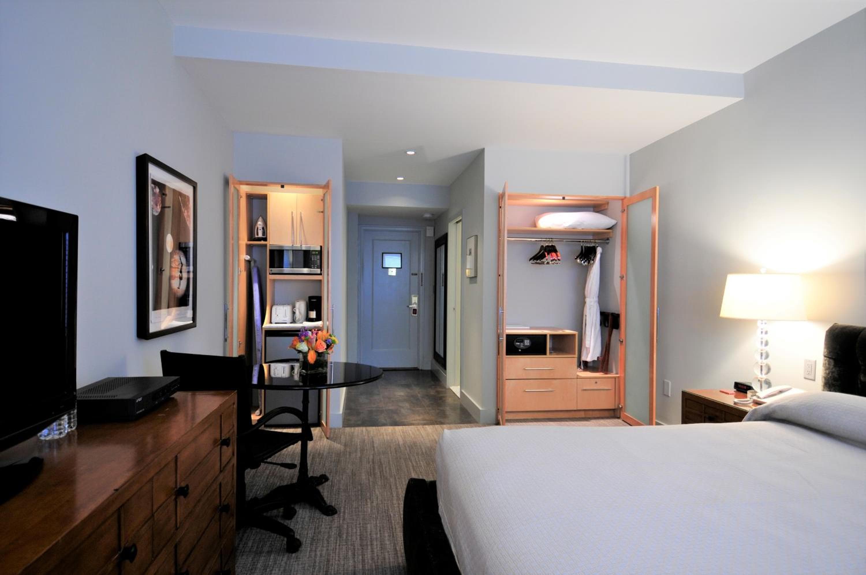 Hotel Lombardy — 24