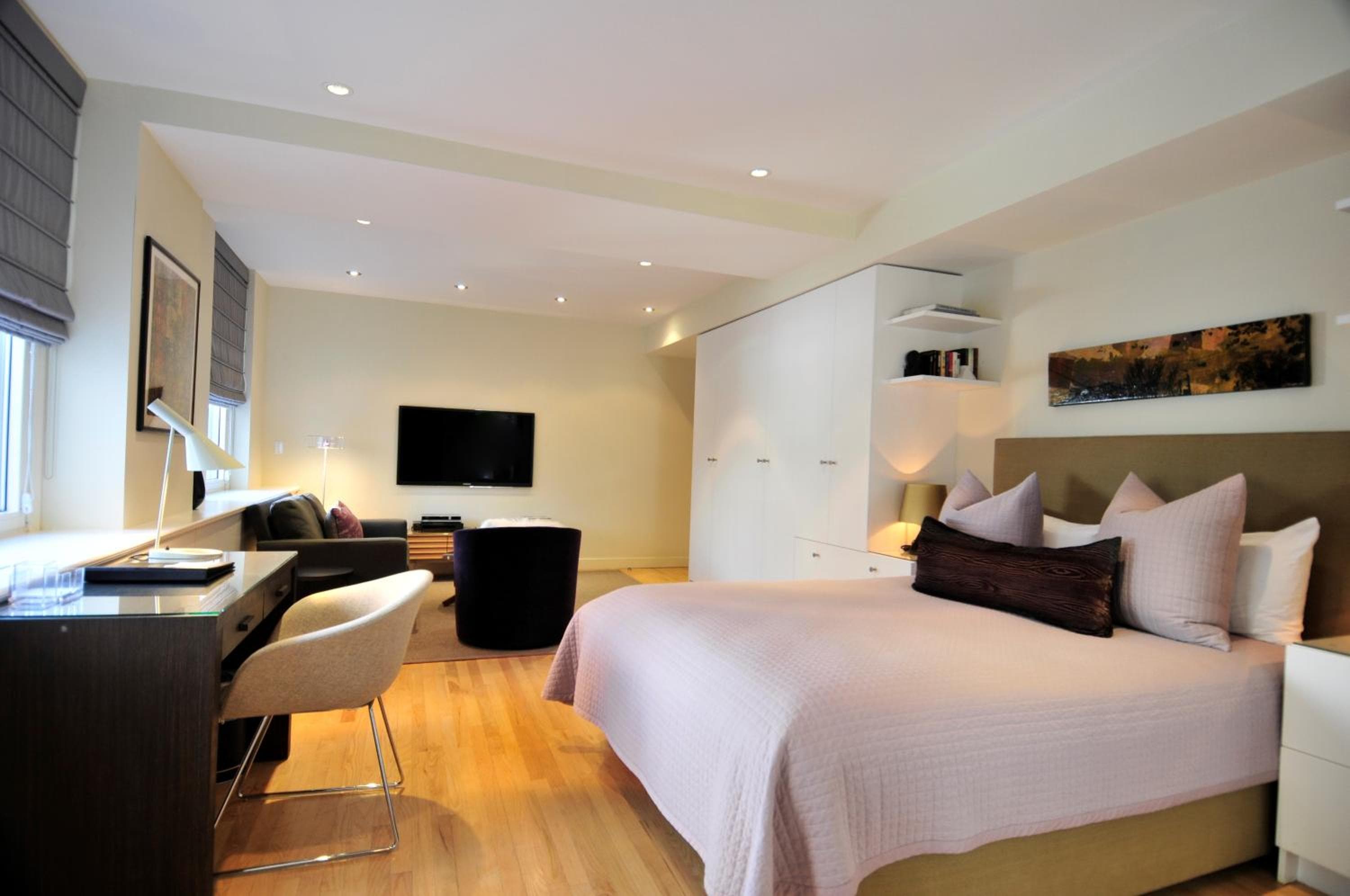 Hotel Lombardy — 14