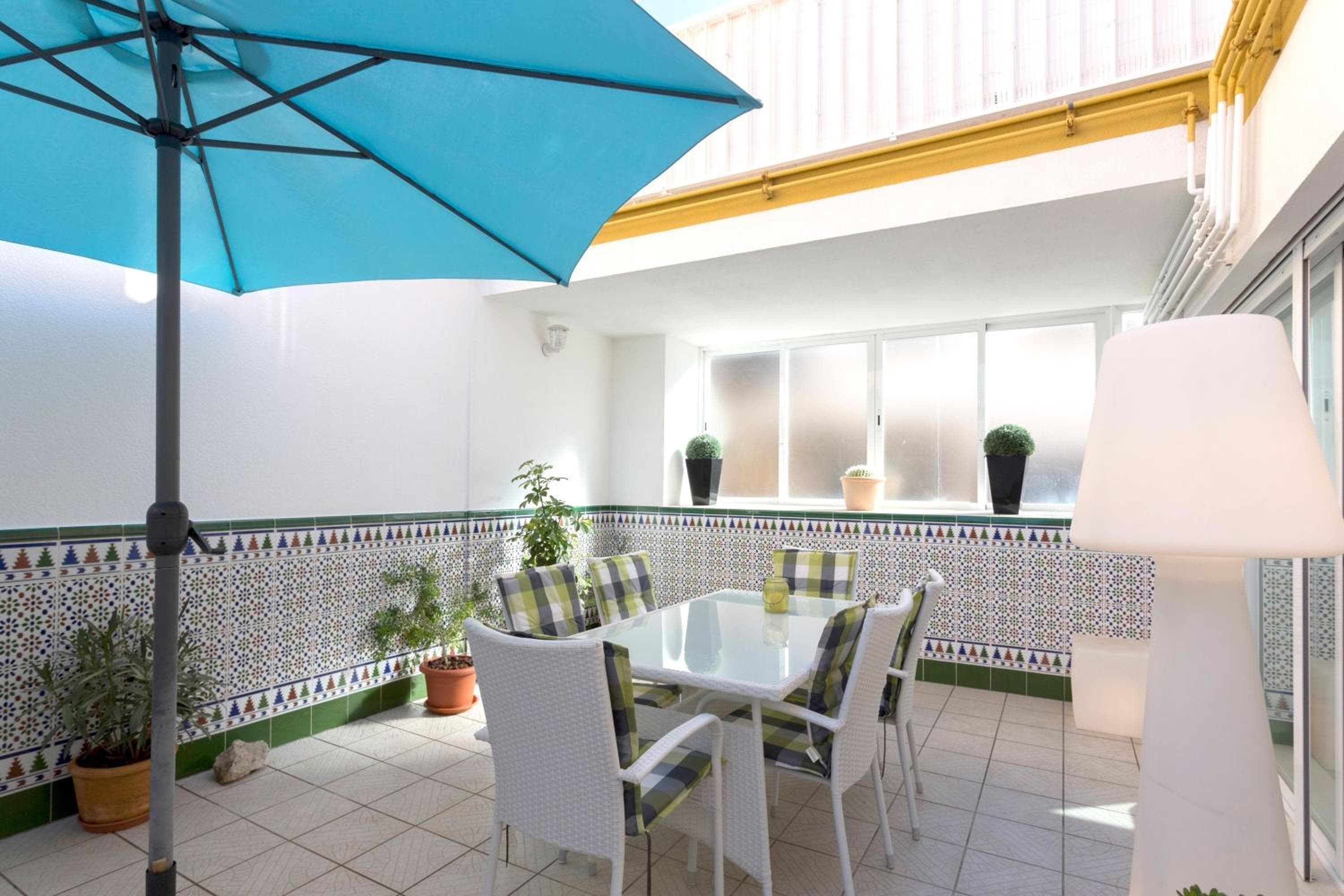 Villa José, Family House — 2