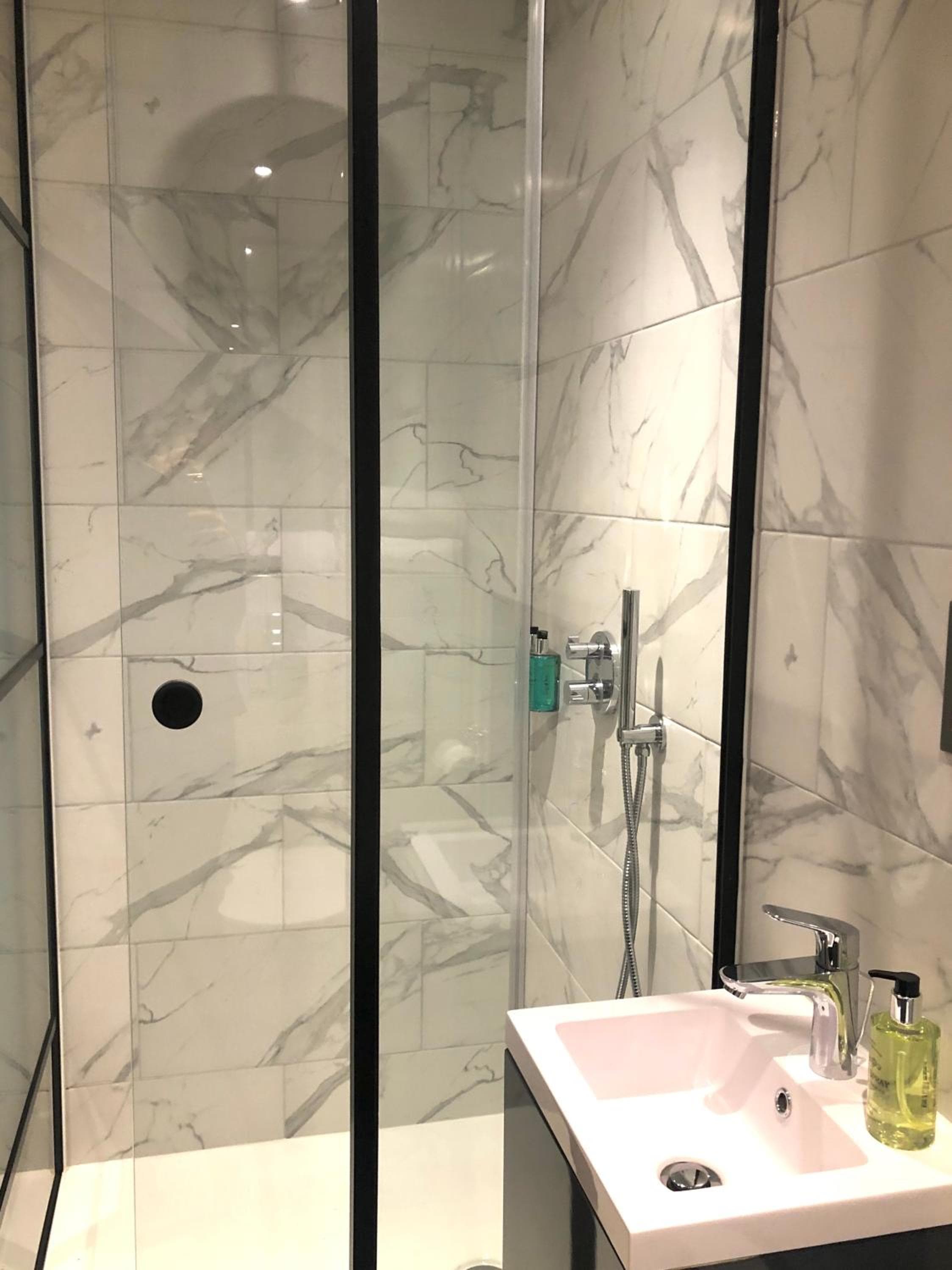 Euston Square Hotel — 19