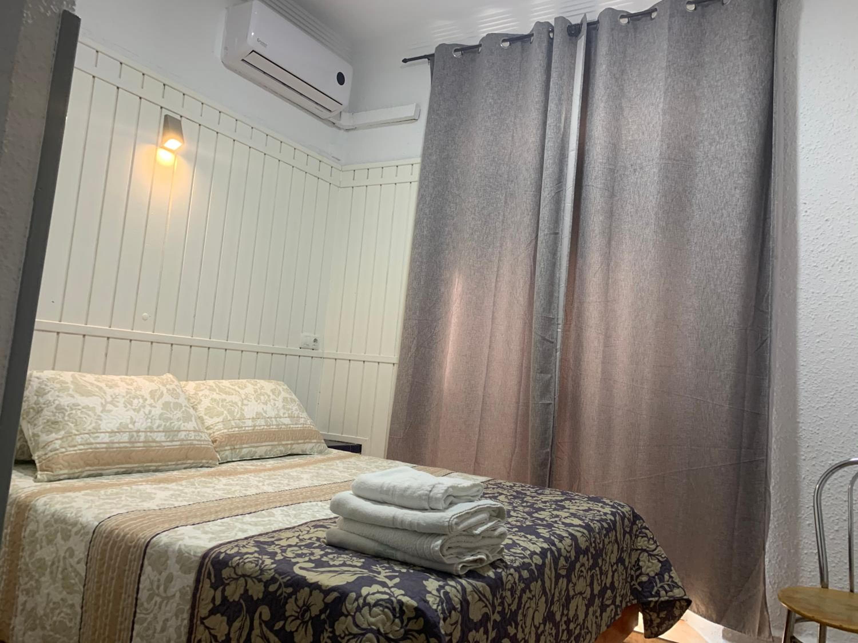 Hostel Alcobia — 1