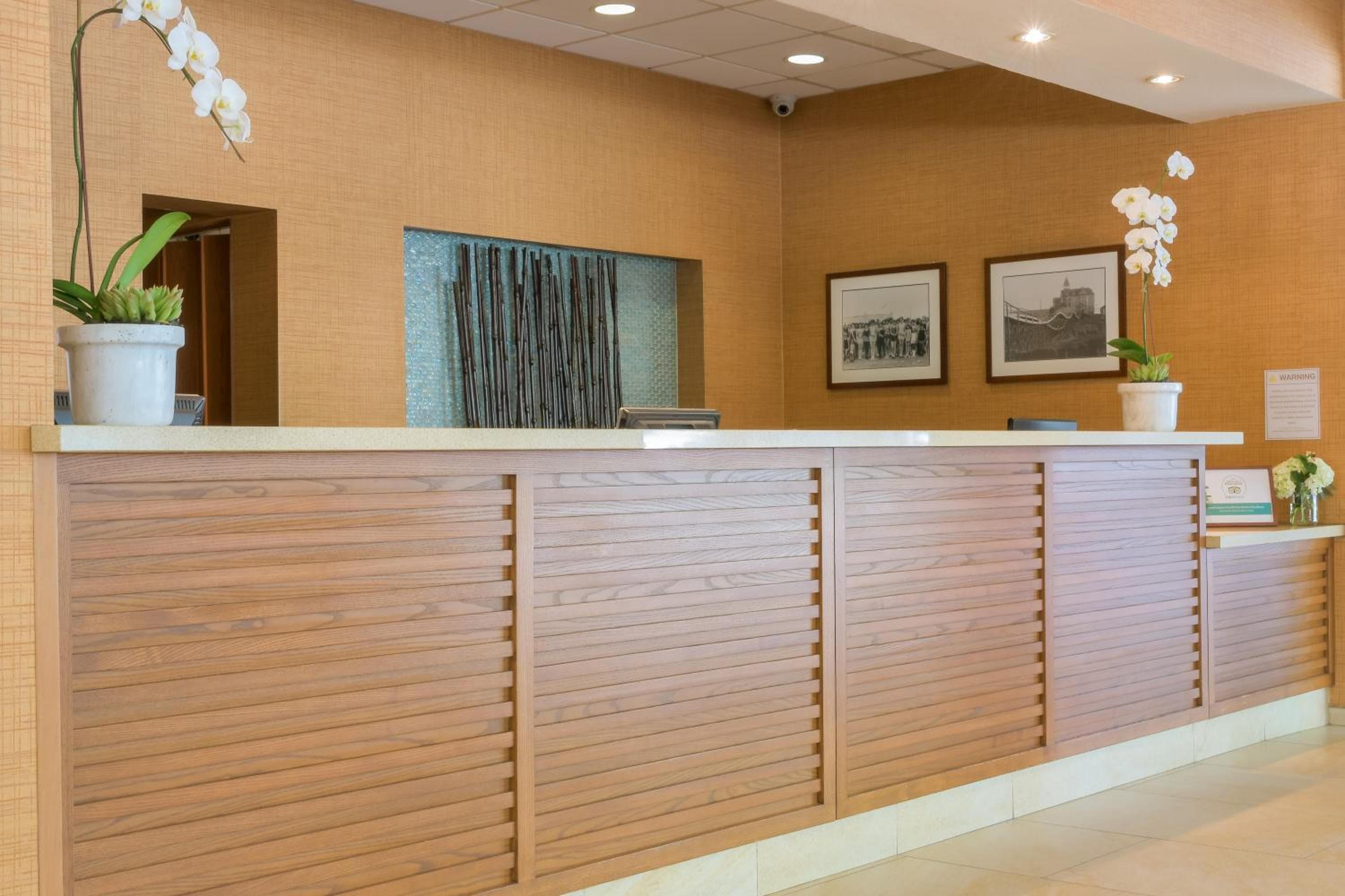 Gateway Hotel Santa Monica — 3