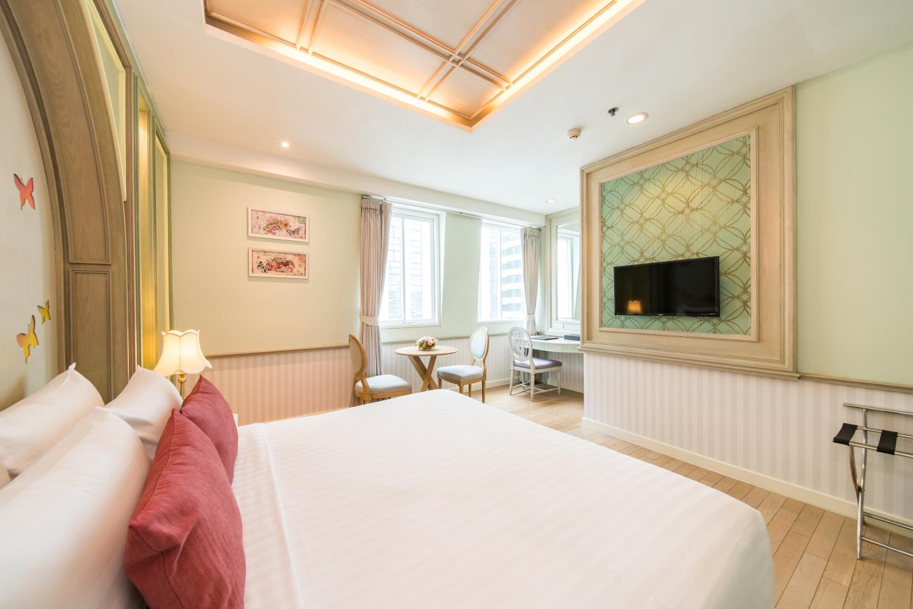 La Petite Salil Sukhumvit 11 — 30