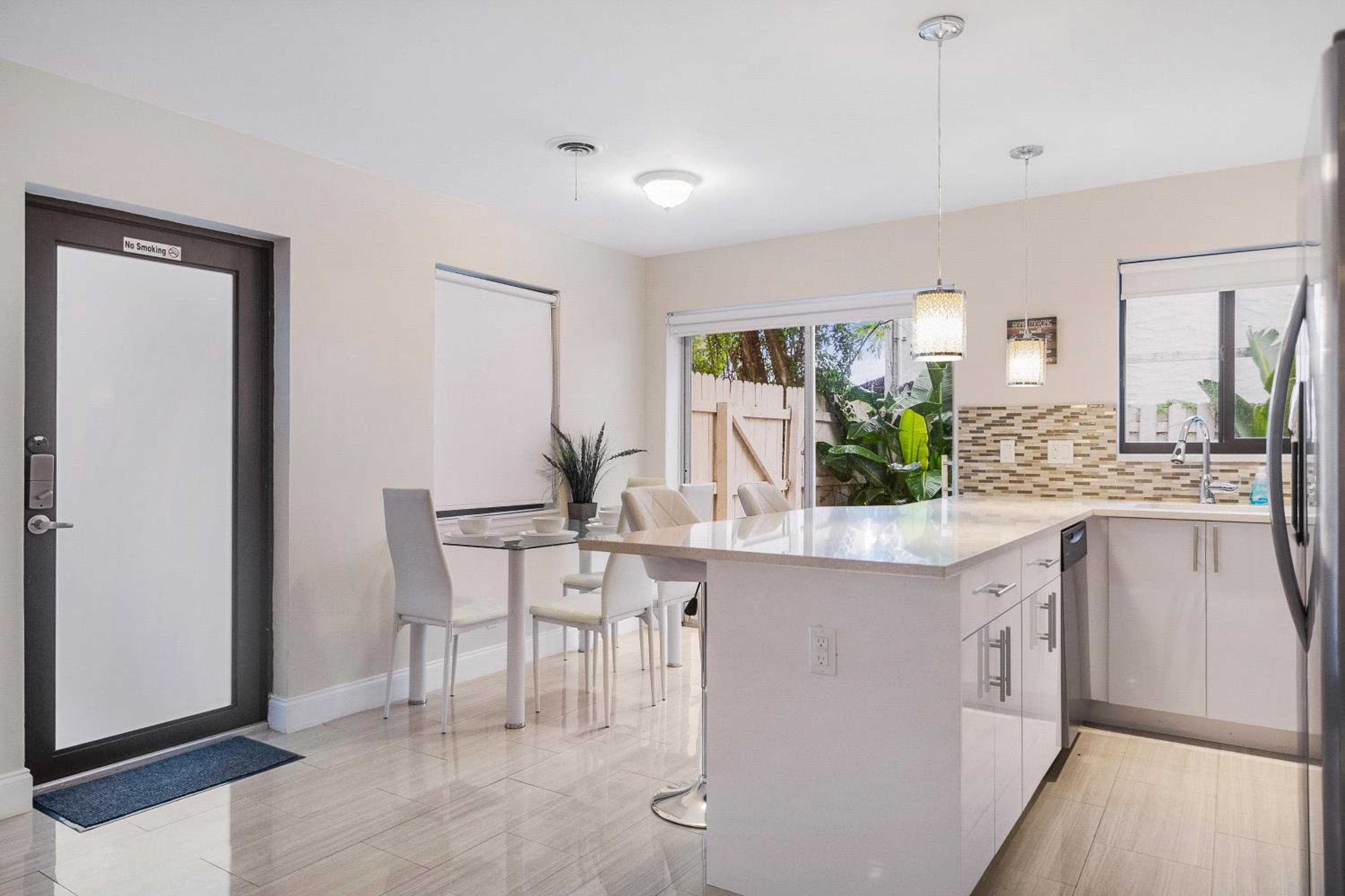 Alani Bay Condos — 18