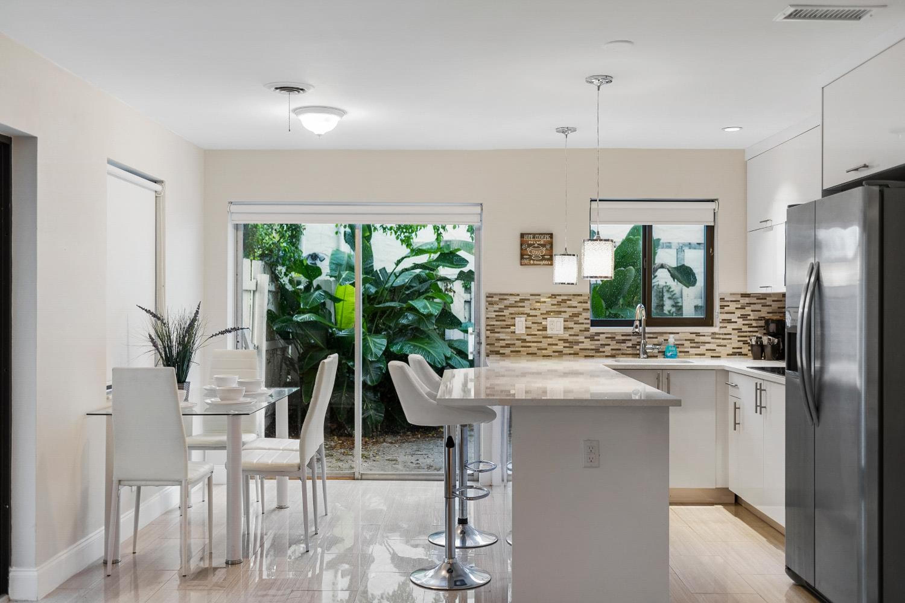 Alani Bay Condos — 3