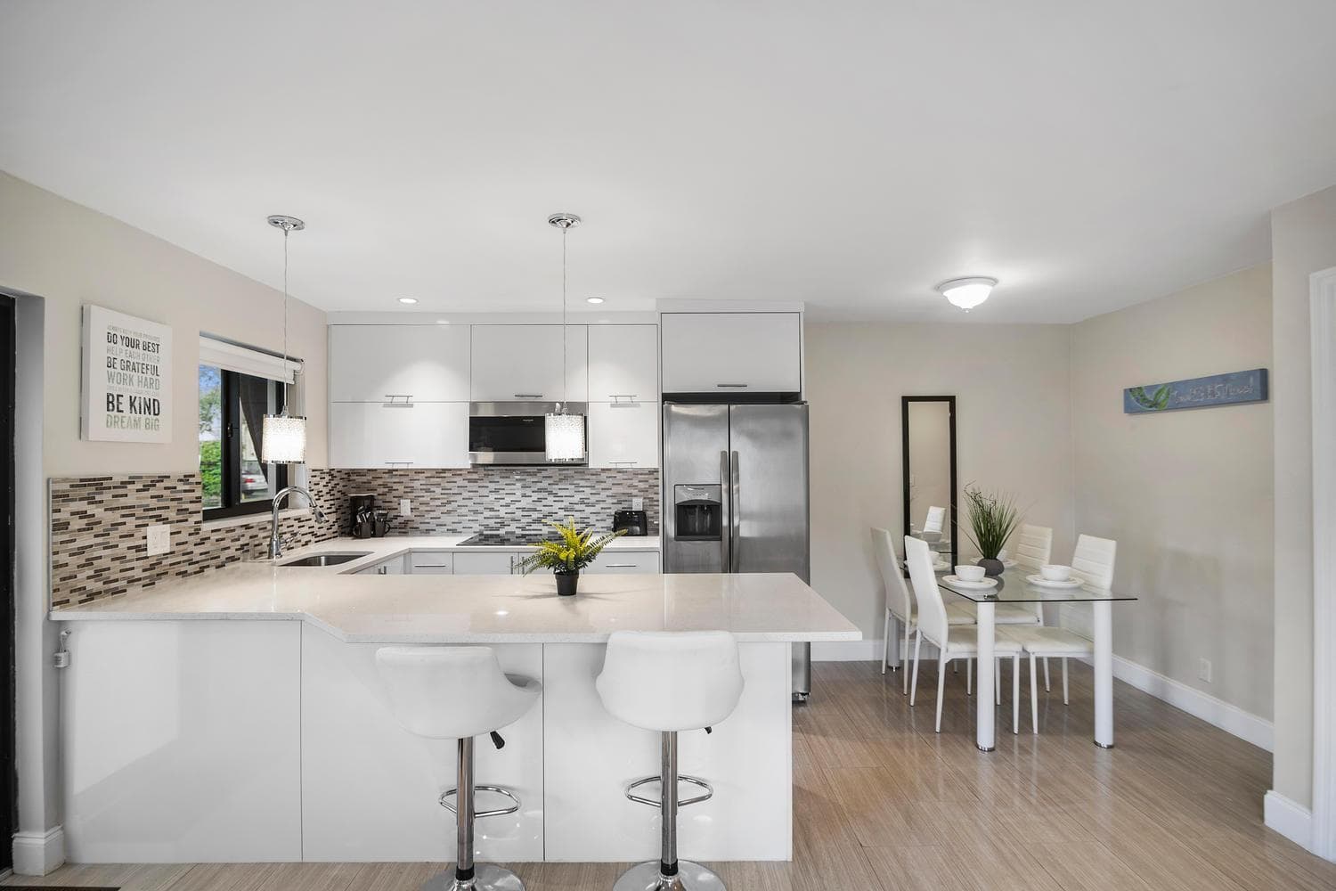 Alani Bay Condos — 2