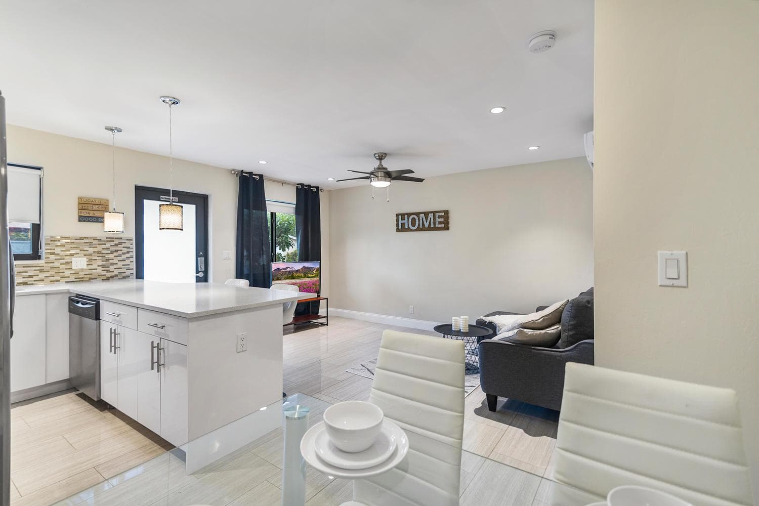 Alani Bay Condos — 13