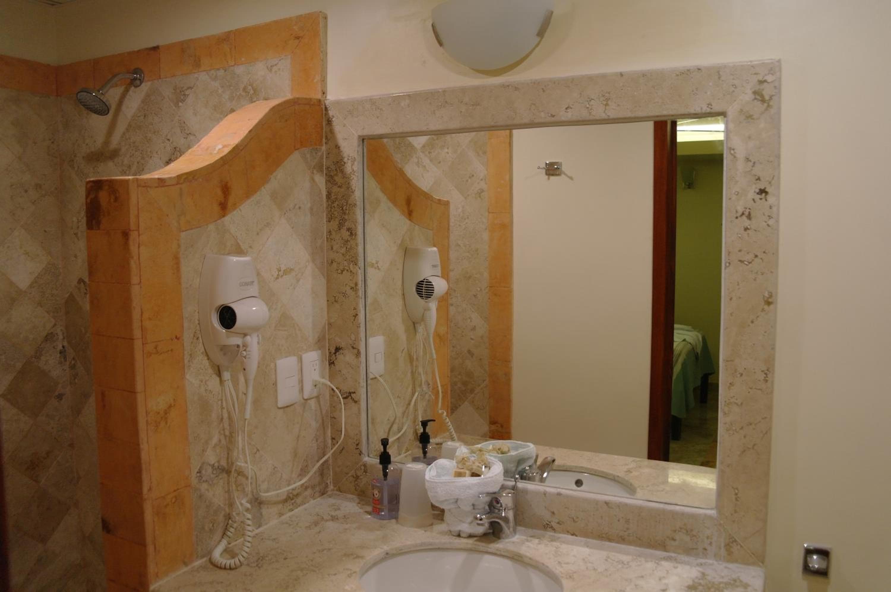 Hotel Real Del Mayab — 2