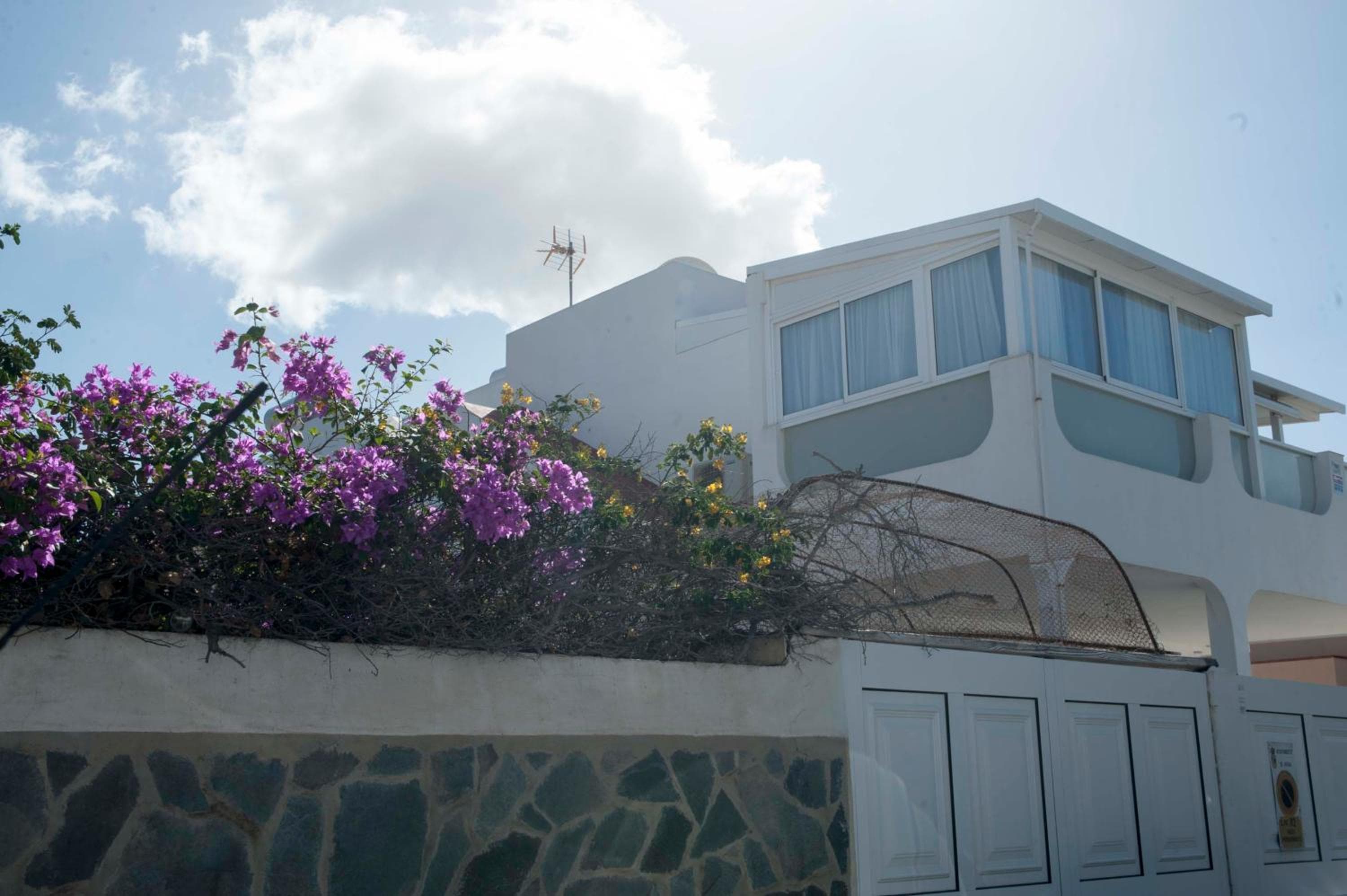 Playa de Las Americas Luxury Home — 1