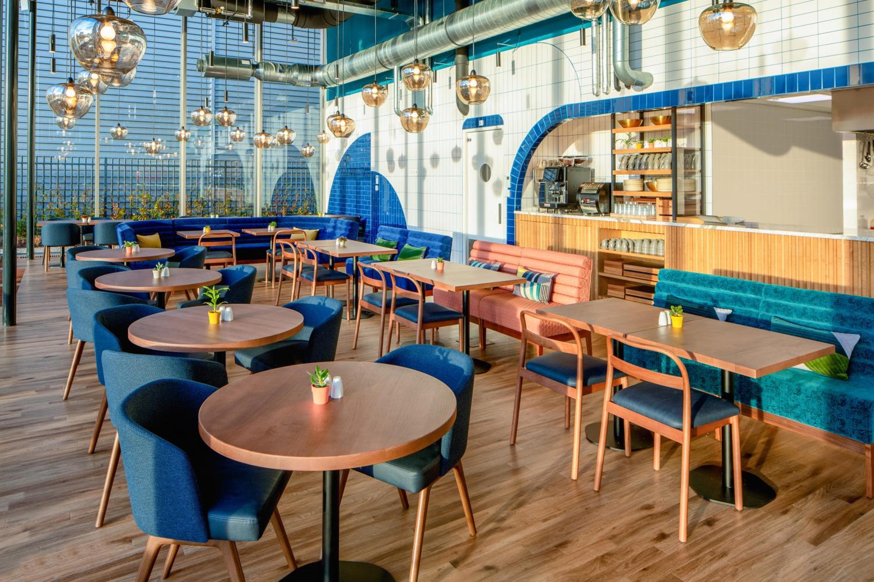 YOTEL Amsterdam — 14