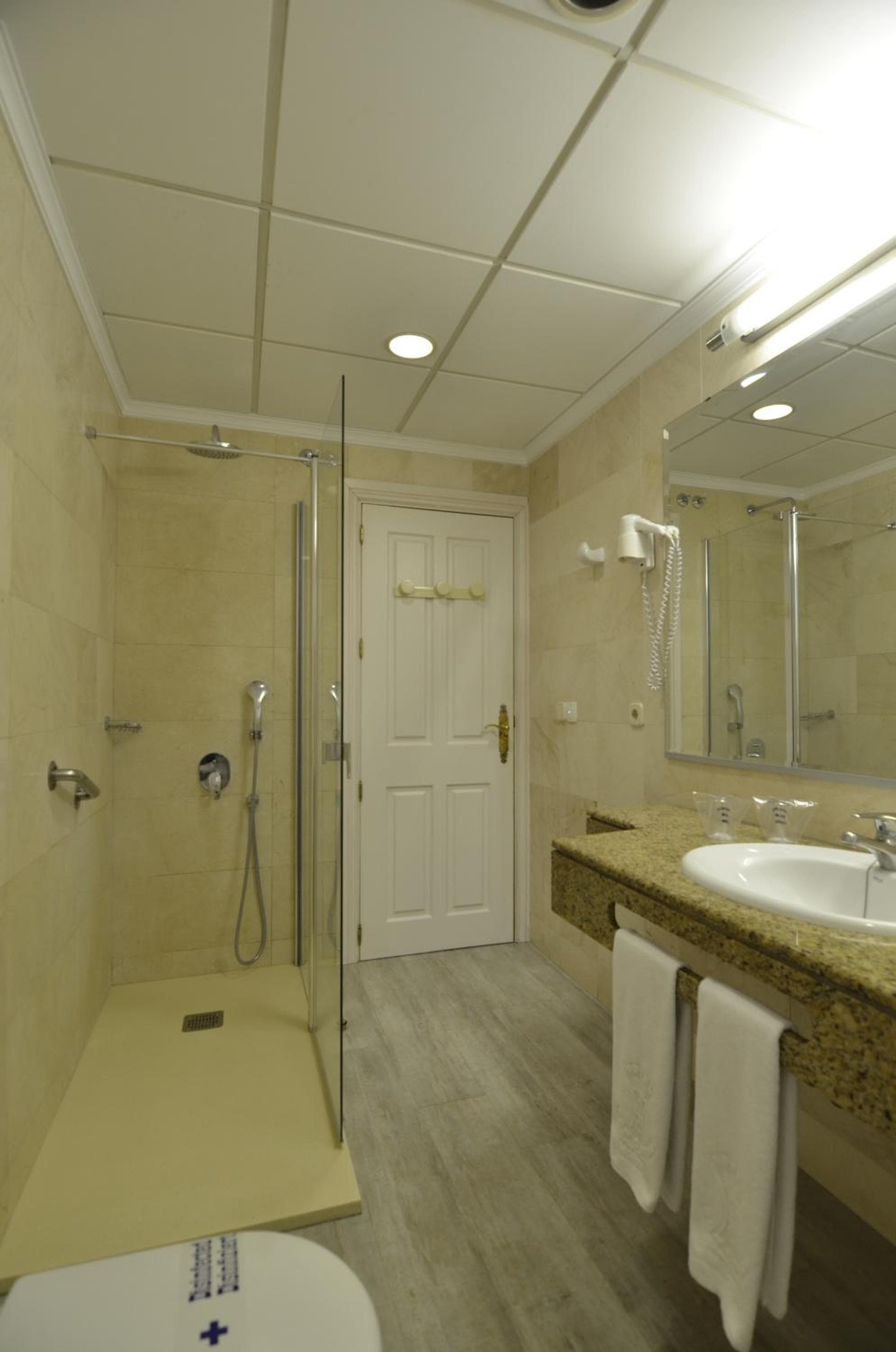 Hotel Don Curro — 23